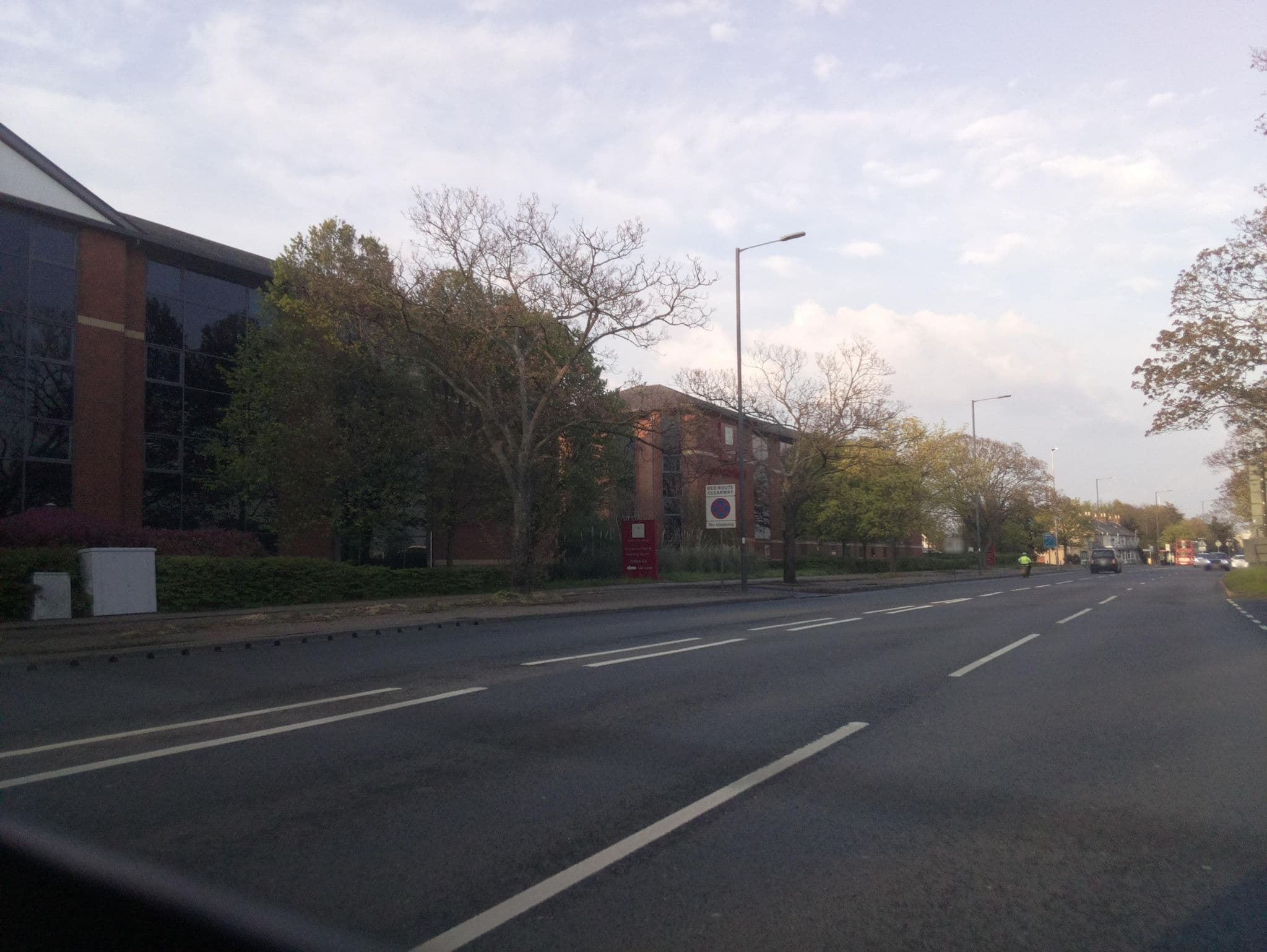 Street view near Leonardo Hotel London Heathrow Airport, West Drayton — © southglos (CC BY-SA · Mapillary)