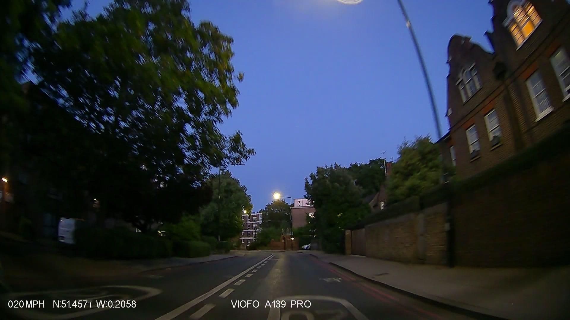 Street view near The Lodge Hotel, Putney — © IpswichEdits (CC BY-SA · Mapillary)