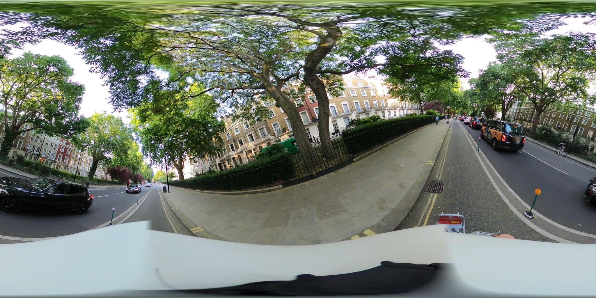 Street view near KingswayPark Hotel at Park Avenue, Hyde Park