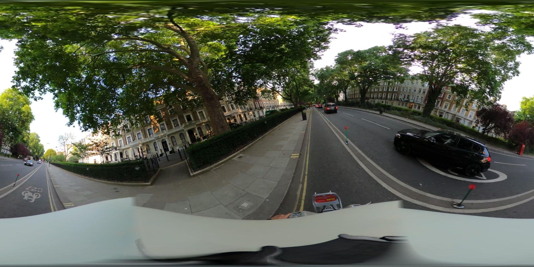 Street view near Nayland Hotel, Hyde Park