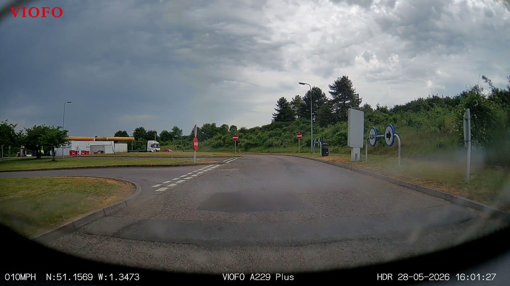 Street view near Days Inn, Kings Worthy — © RyanBush (CC BY-SA · Mapillary)