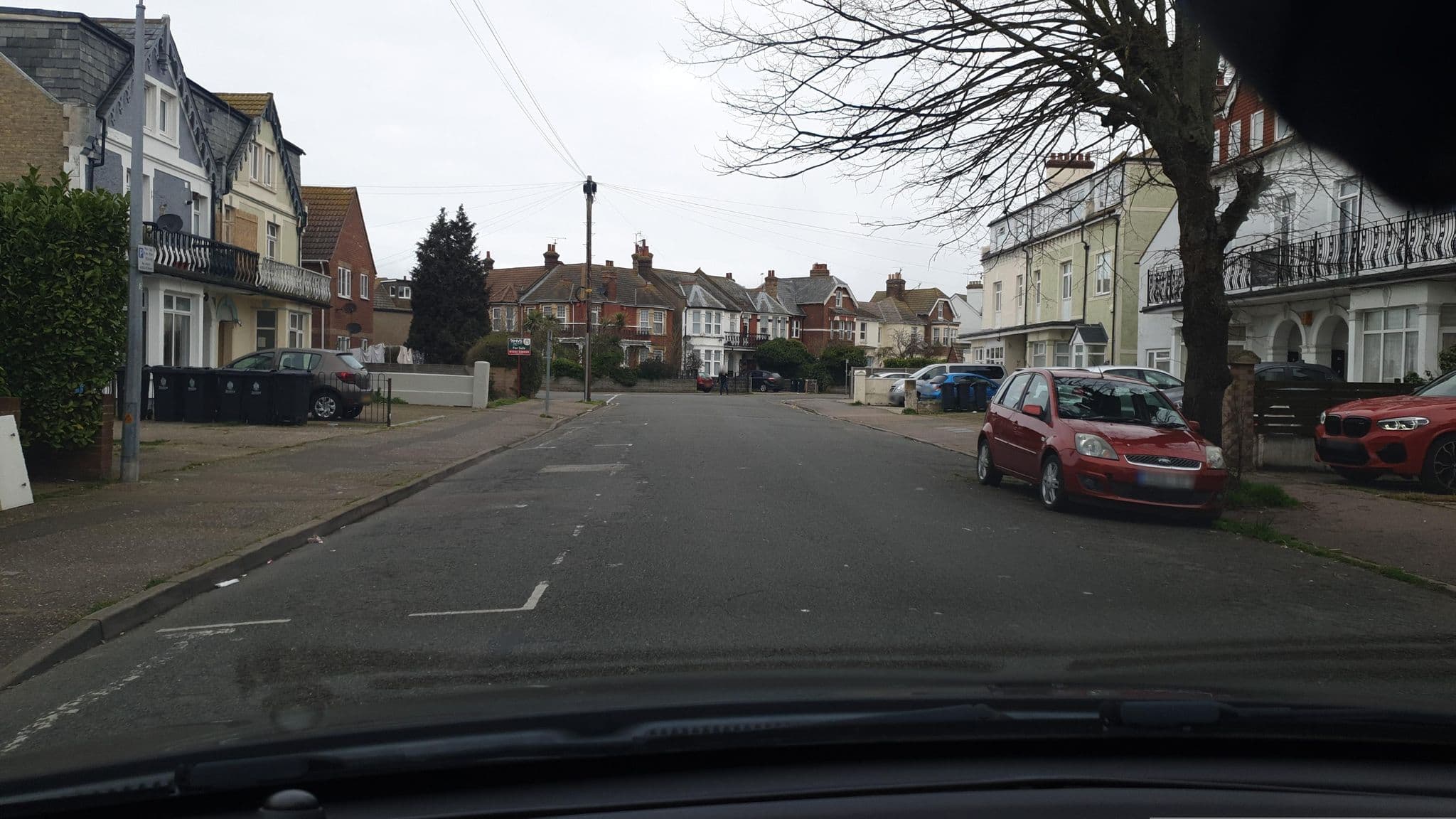 Street view near Seahorses Guest House, Clacton-on-Sea — © edloach (CC BY-SA · Mapillary)