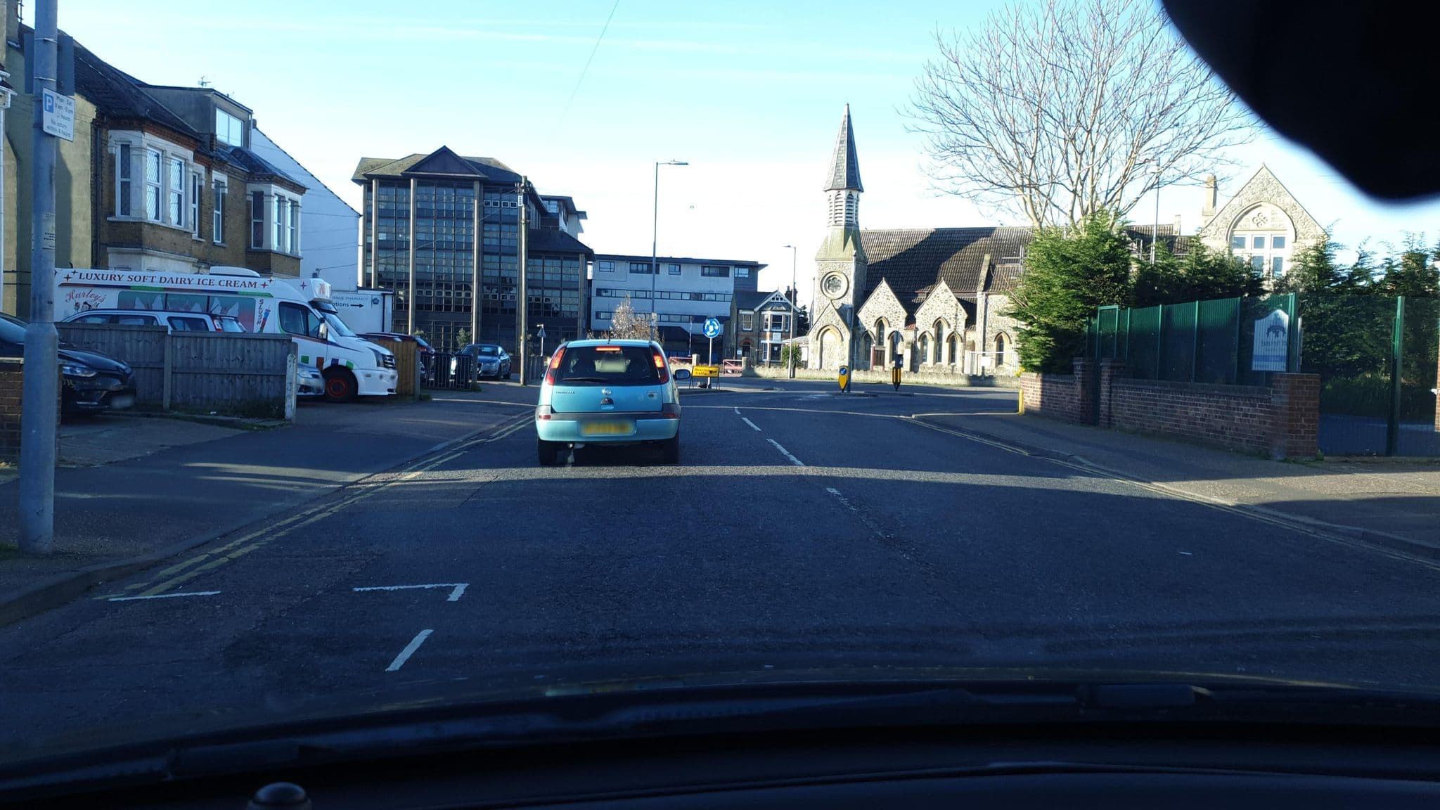 Street view near Adelaide, Clacton-on-Sea — © edloach (CC BY-SA · Mapillary)