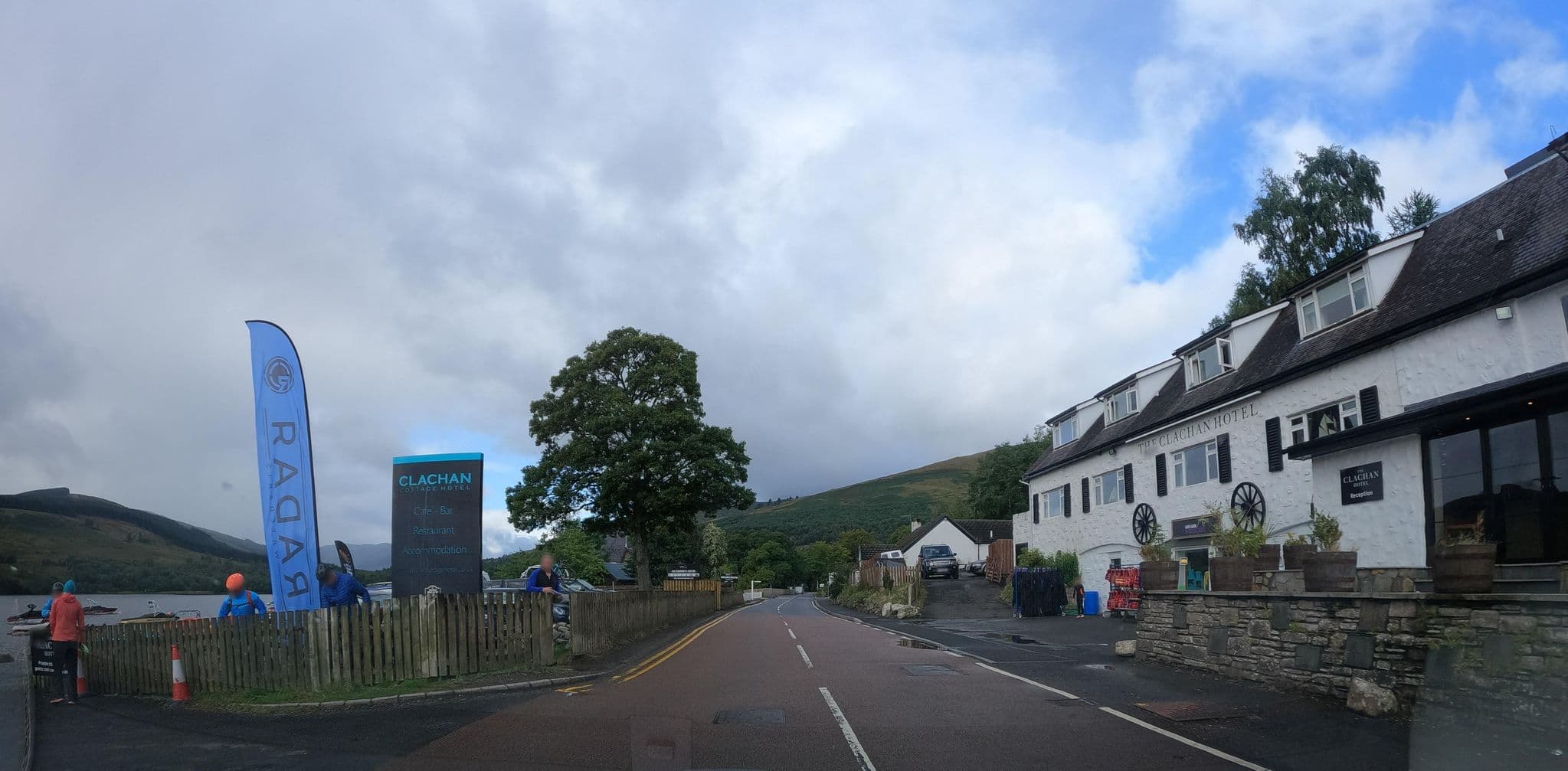 Street view near Clachan Cottage Hotel, Callander — © hobgoblin (CC BY-SA · Mapillary)
