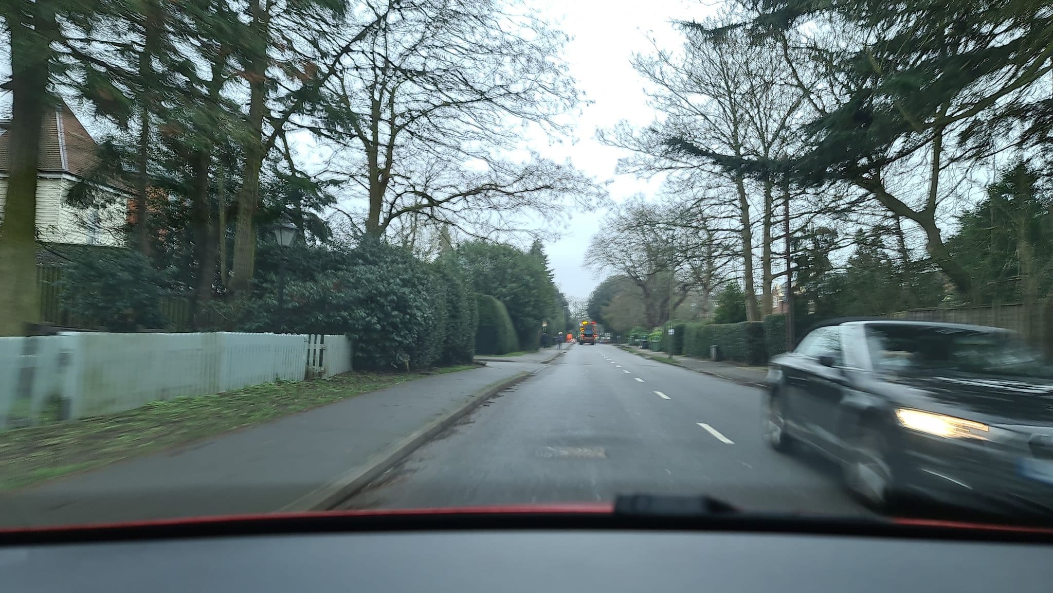 Street view near Oatlands Chaser Hotel, Walton-on-Thames — © alexanderar (CC BY-SA · Mapillary)