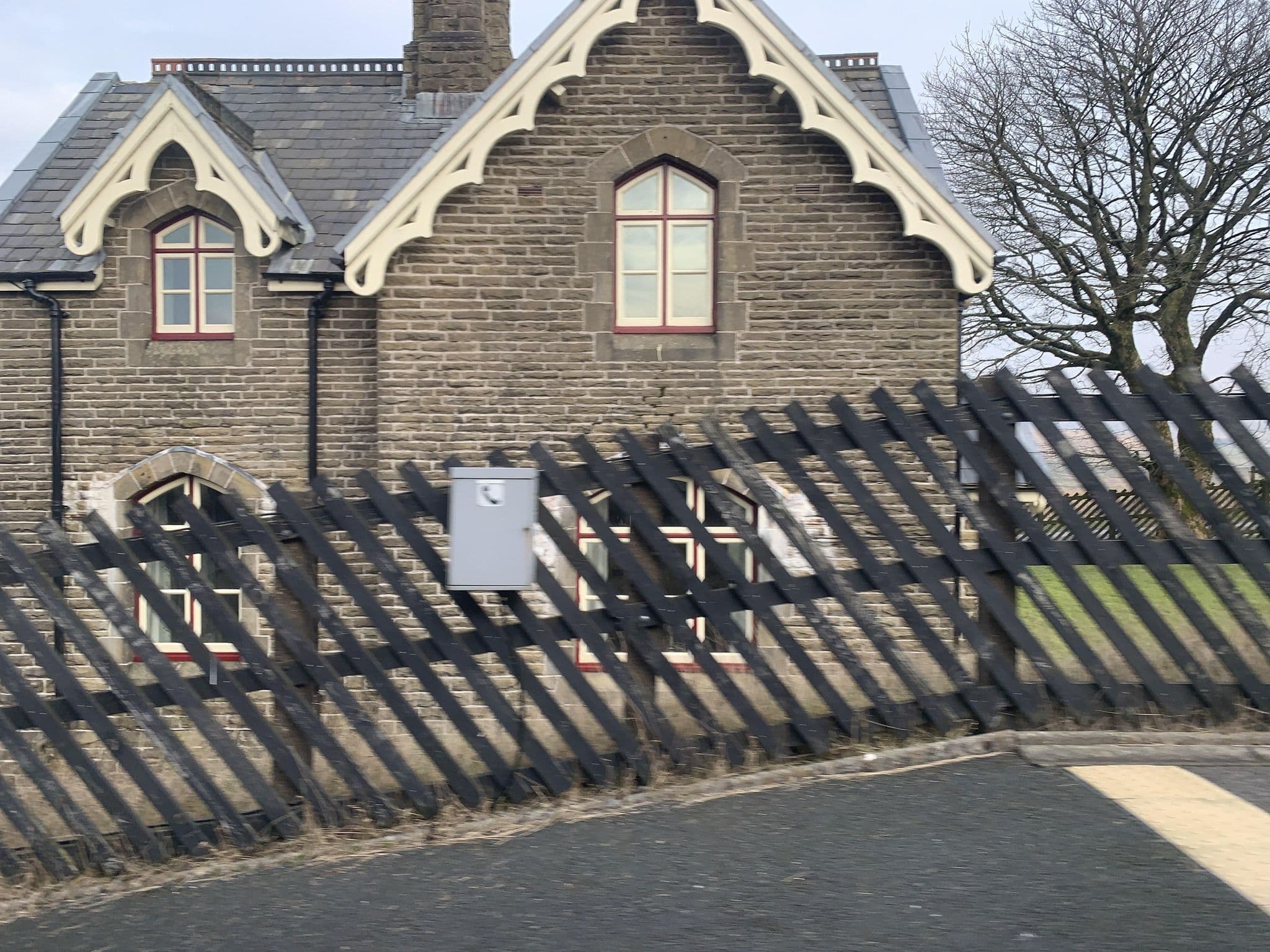 Street view near Stationmaster's House, Ingleton — © gmc (CC BY-SA · Mapillary)