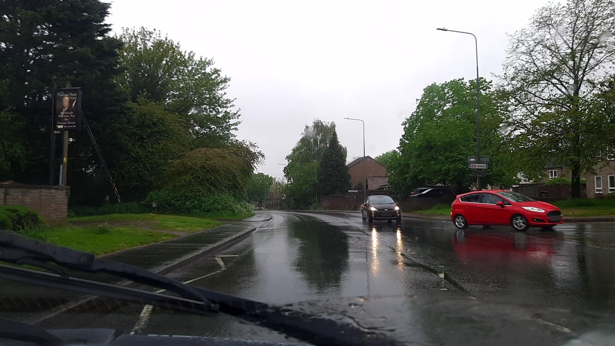 Street view near The Thomas Paine Hotel, Thetford — © IpswichEdits (CC BY-SA · Mapillary)