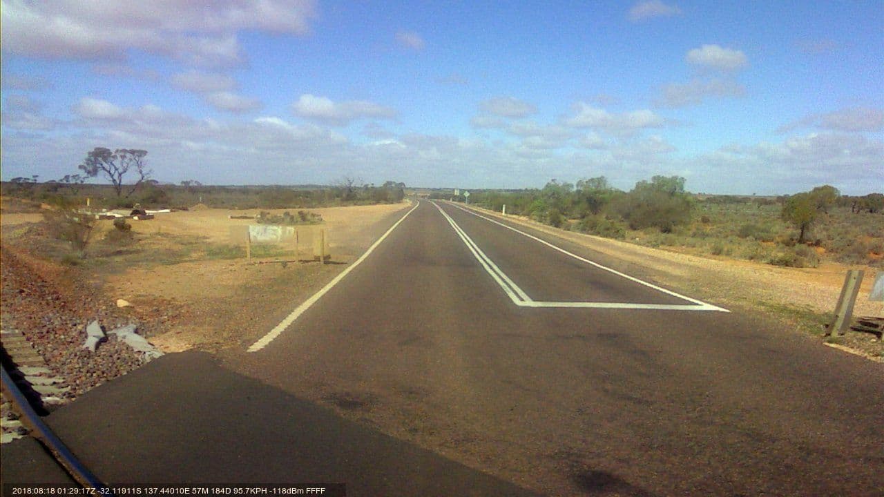 Street view near Hesso Rest Area, Port Augusta West — © bob3bob3 (CC BY-SA · Mapillary)