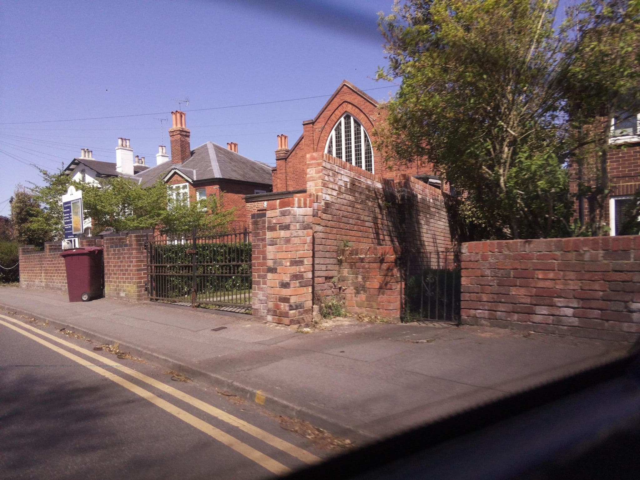 Street view near Belle Vue House Hotel, Reading — © southglos (CC BY-SA · Mapillary)