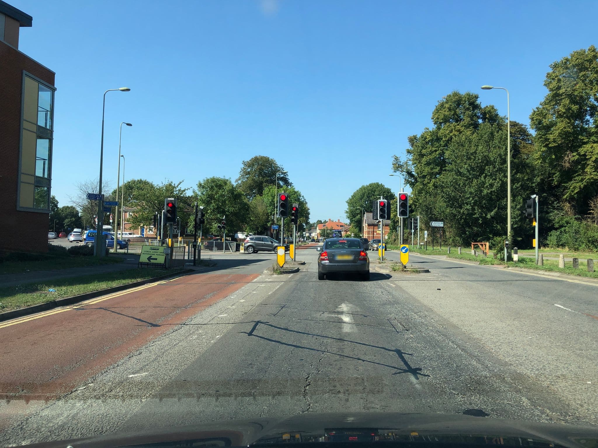 Street view near Travelodge Oxford Abingdon Road, Oxford — © laye (CC BY-SA · Mapillary)