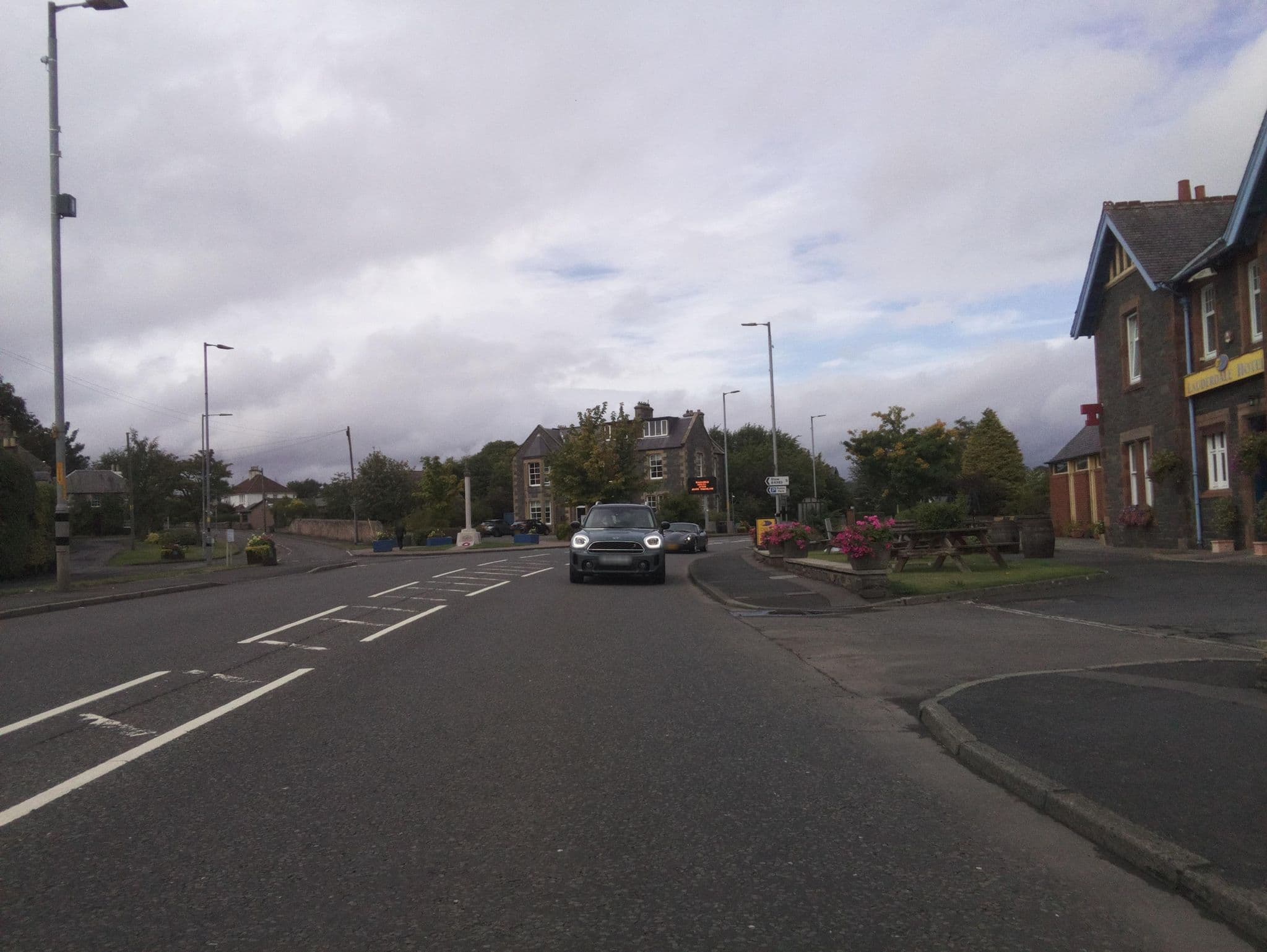 Street view near Lauderdale Hotel, Lauder — © southglos (CC BY-SA · Mapillary)