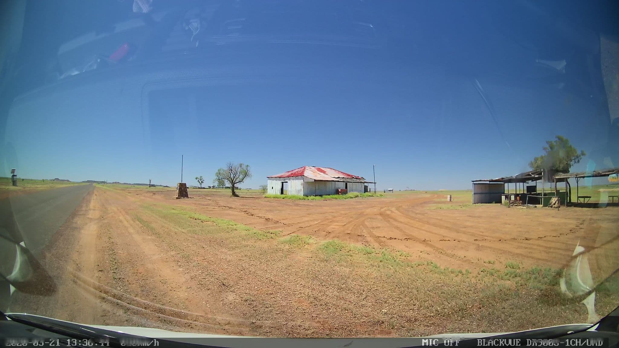 Street view near "Hotel Hilton", Winton — © bob3bob3 (CC BY-SA · Mapillary)