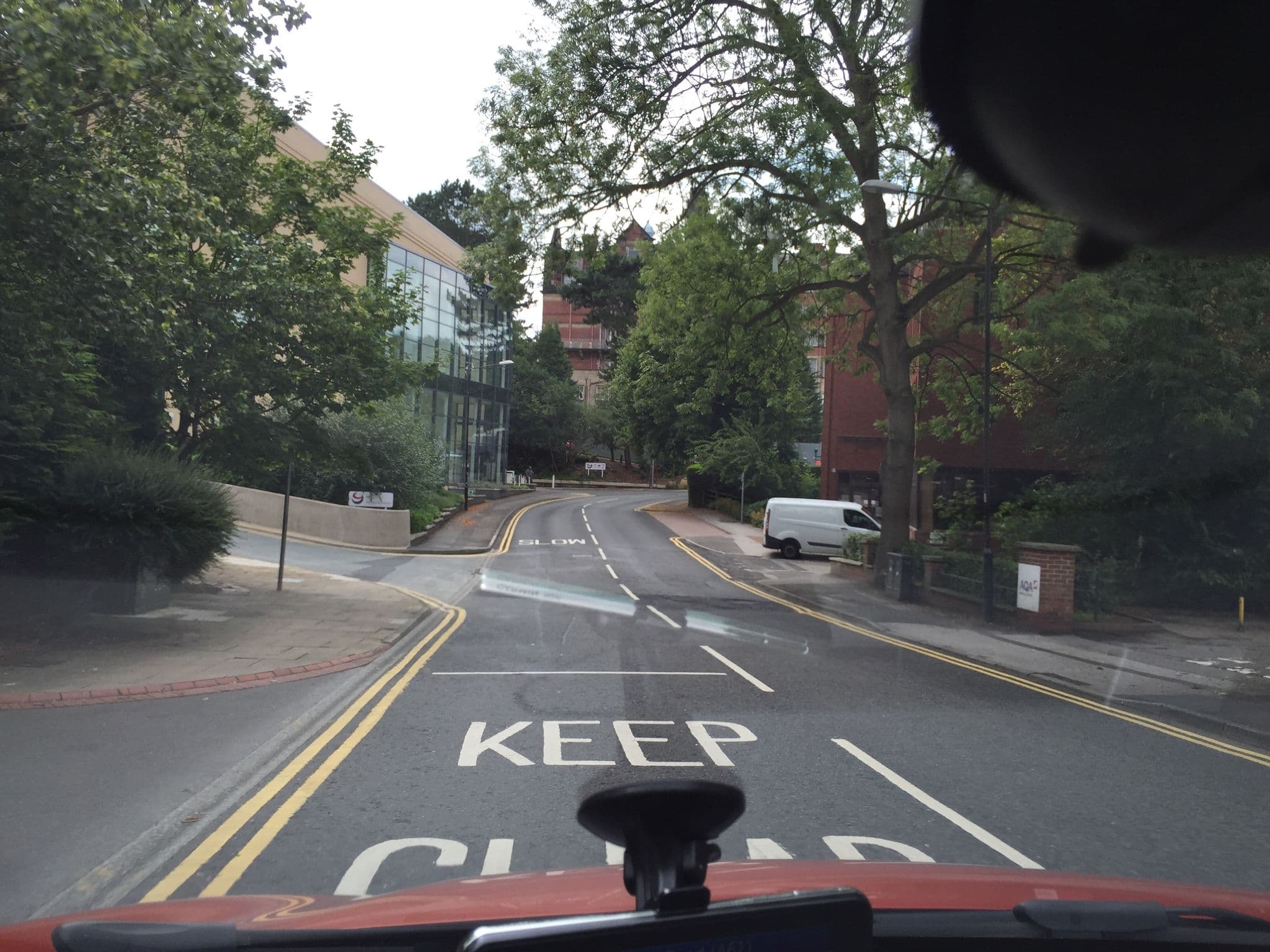 Street view near Crowne Plaza, Harrogate — © mackerski (CC BY-SA · Mapillary)
