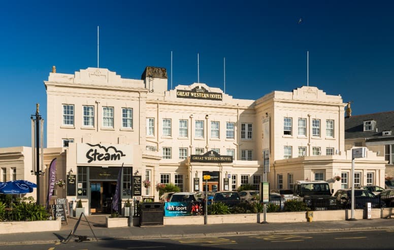 Great Western Hotel (via Wikimedia Commons, CC BY-SA 4.0)