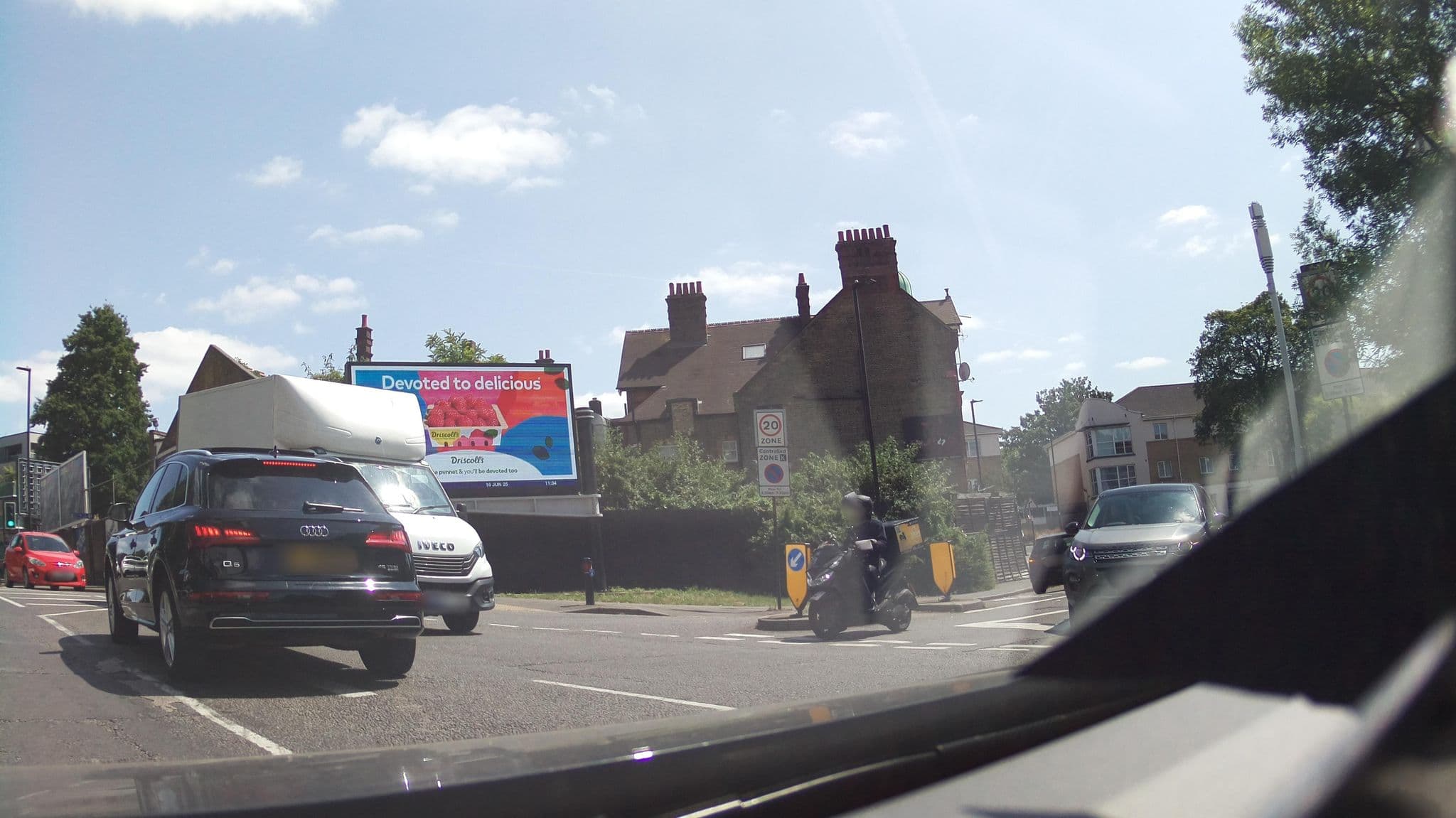 Street view near Blue Star Hotel, Acton — © southglos (CC BY-SA · Mapillary)