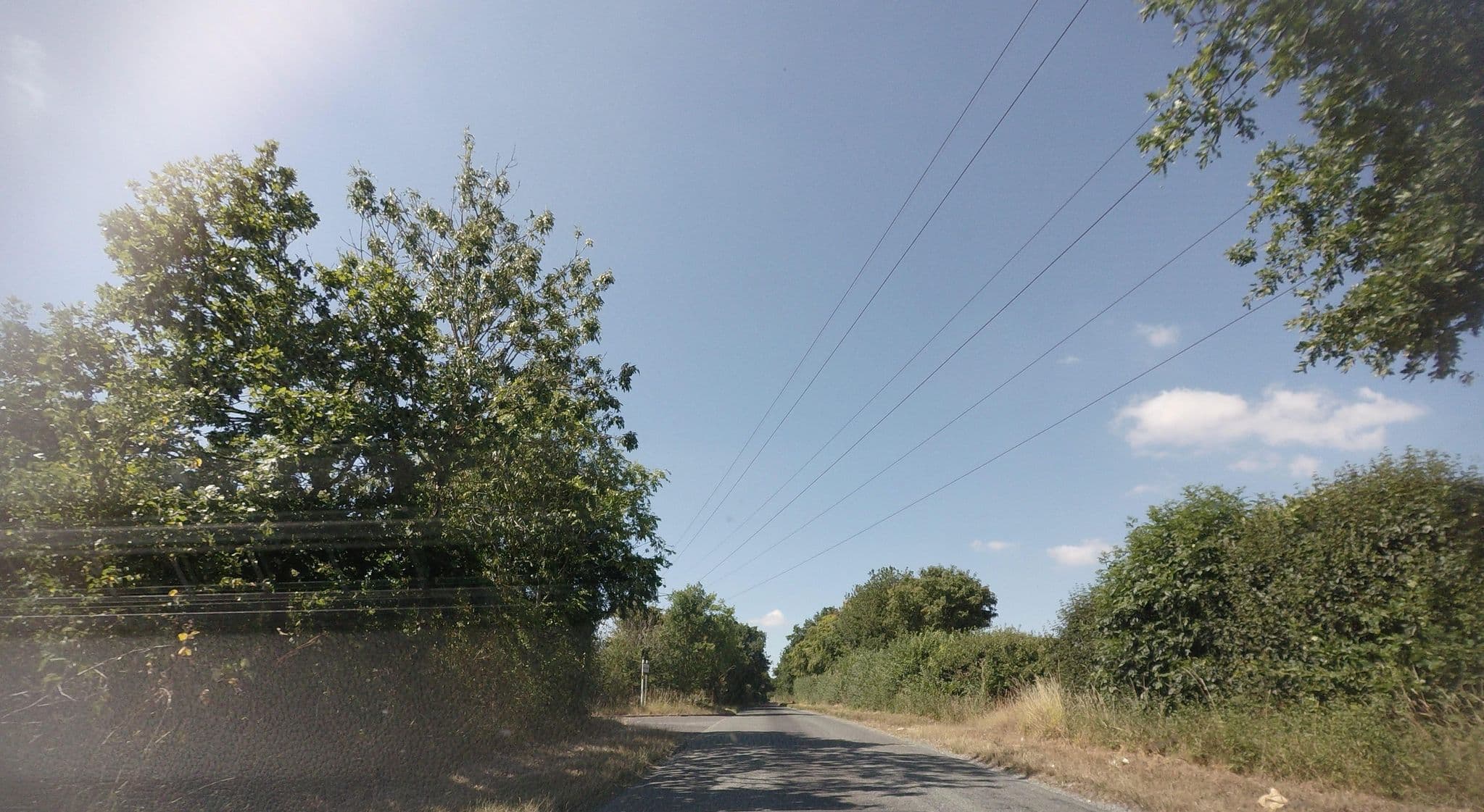 Street view near Wood Corner Caravan Park, Maldon — © tallguy (CC BY-SA · Mapillary)