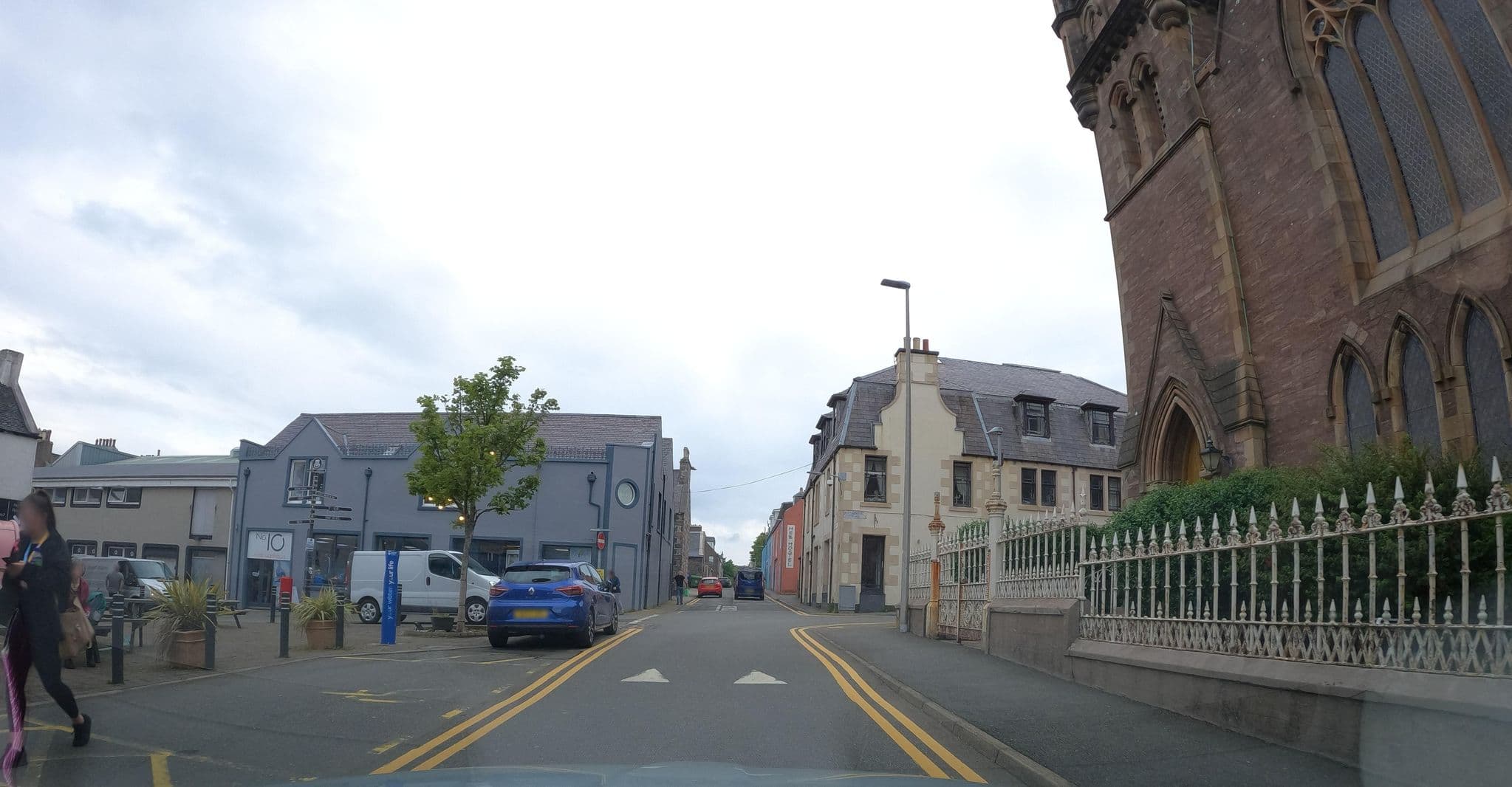 Street view near County Hotel, Stornoway — © hobgoblin (CC BY-SA · Mapillary)