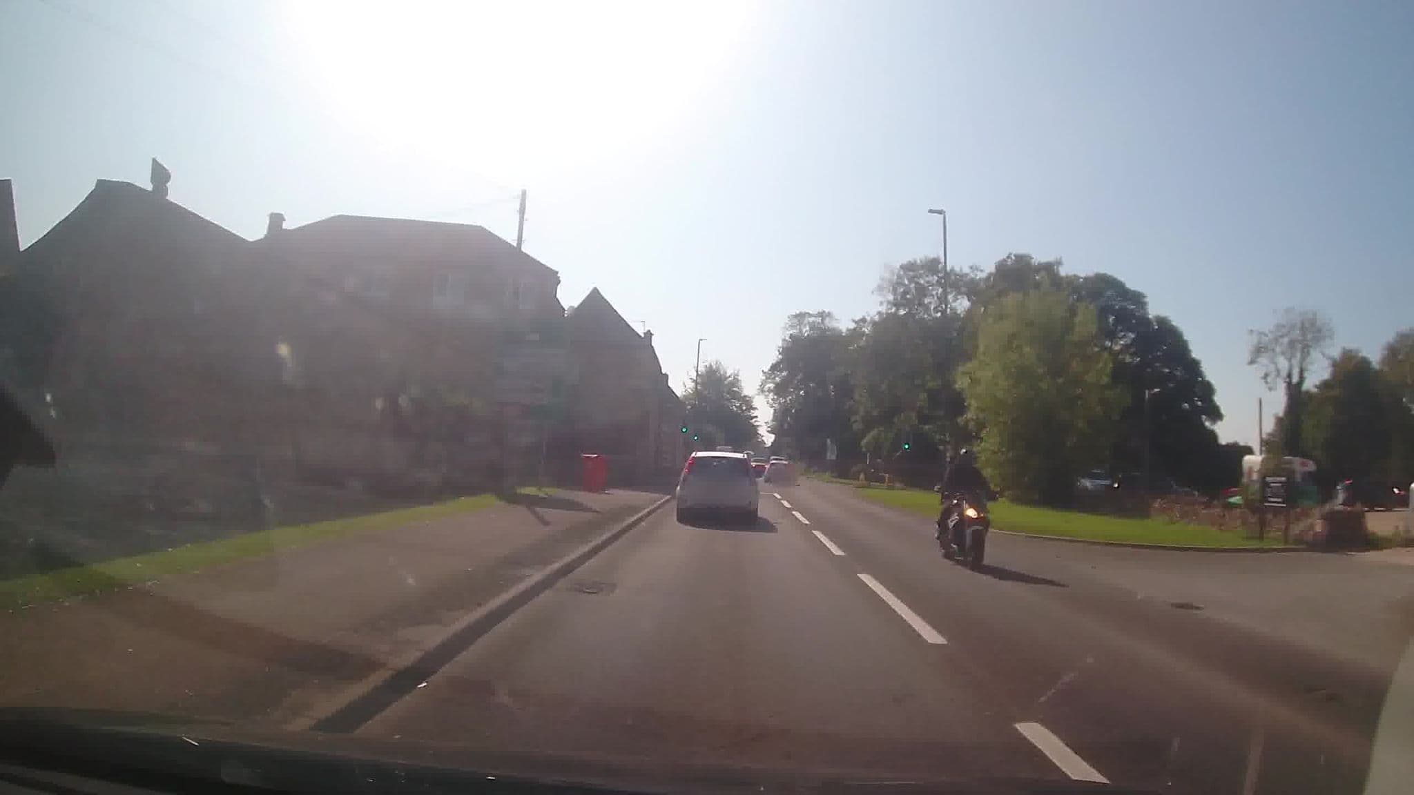 Street view near Stow Lodge Hotel, Stow on the Wold — © trigpoint (CC BY-SA · Mapillary)