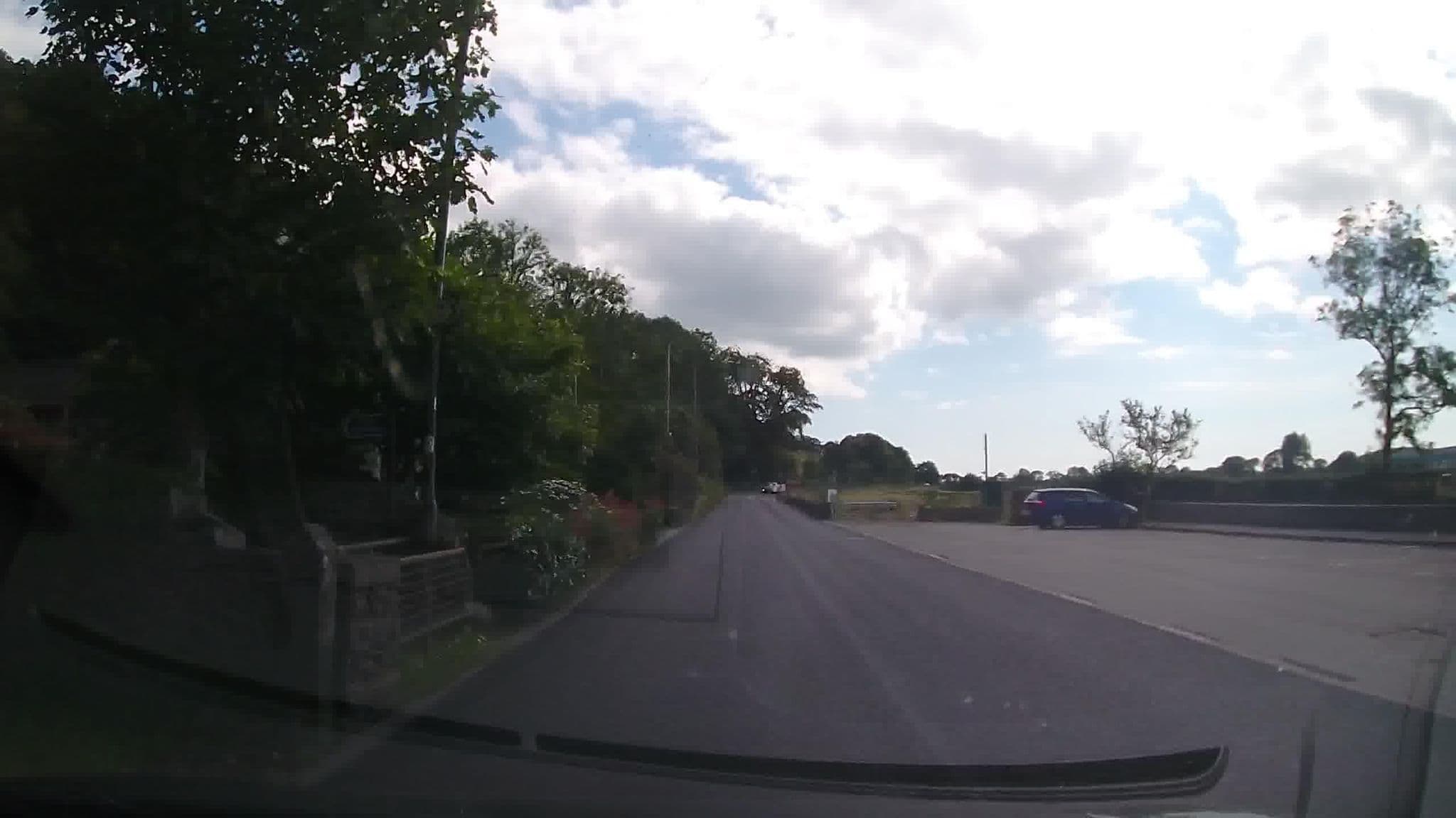Street view near Estuary Lodge, Penrhyndeudraeth — © trigpoint (CC BY-SA · Mapillary)