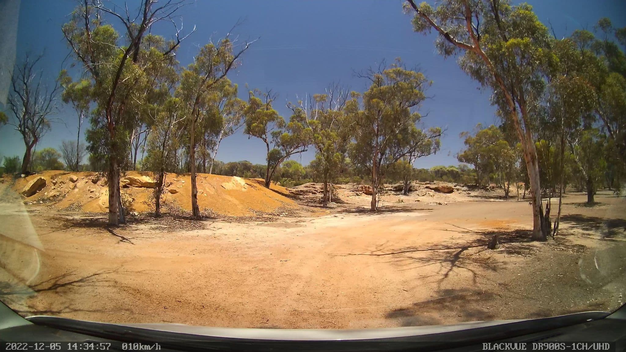 Street view near Koorarawalyee (Boorabbin) Rest Area, West Lamington — © bob3bob3 (CC BY-SA · Mapillary)