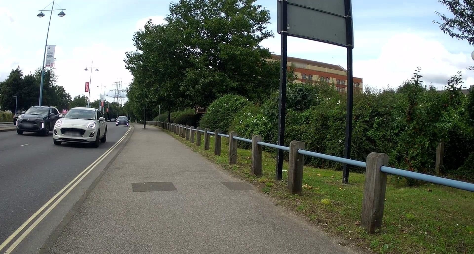Street view near Ibis Budget, Southampton — © jpennycook (CC BY-SA · Mapillary)