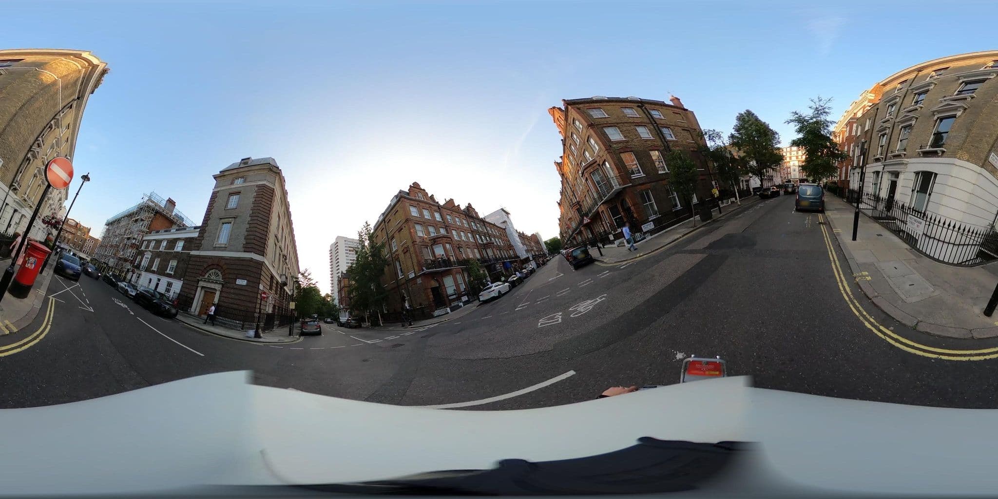 Street view near Hotel La Place, West End of London — © NatchaponJ (CC BY-SA · Mapillary)