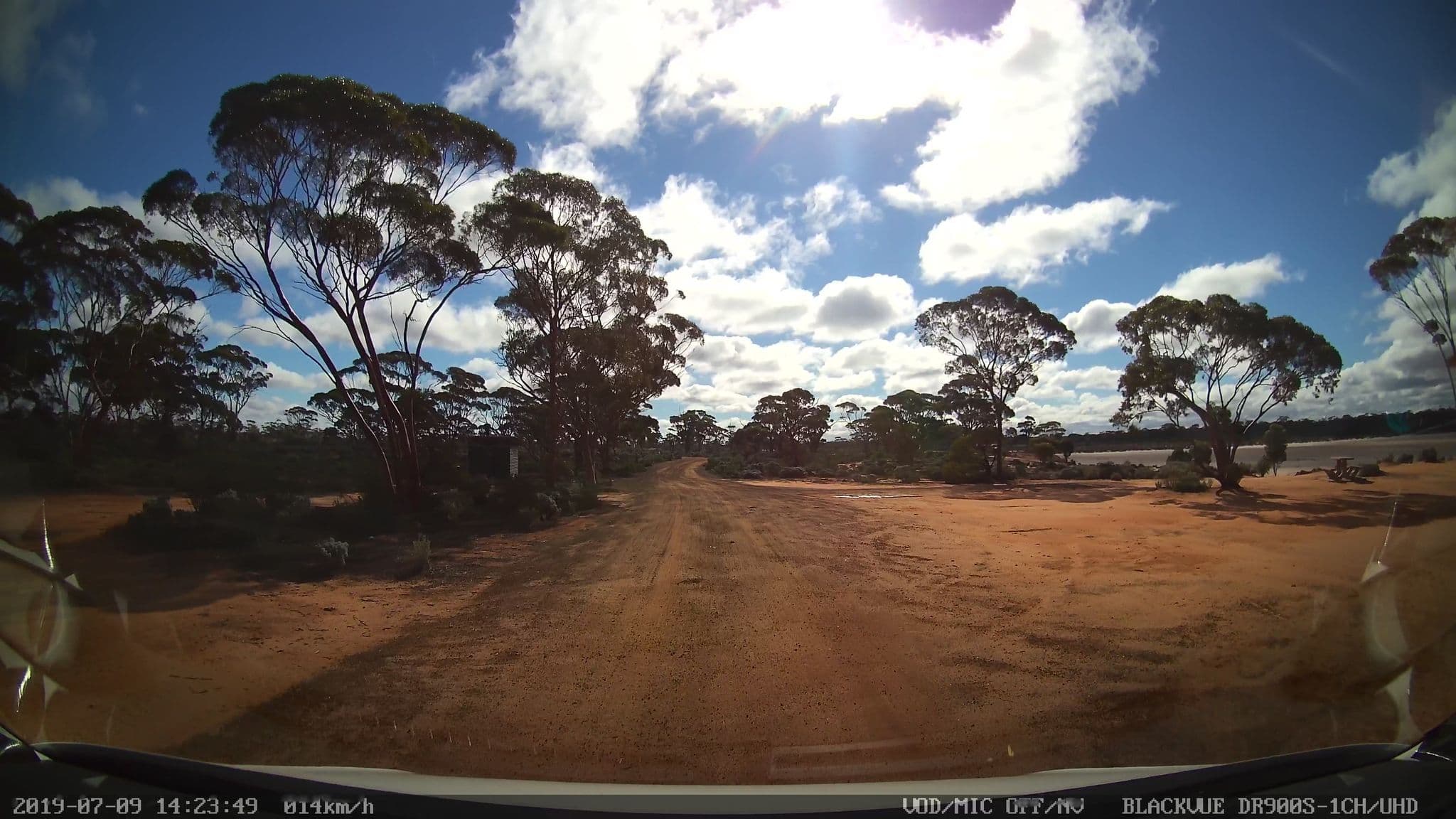 Street view near Lake Johnston, Kambalda West — © bob3bob3 (CC BY-SA · Mapillary)