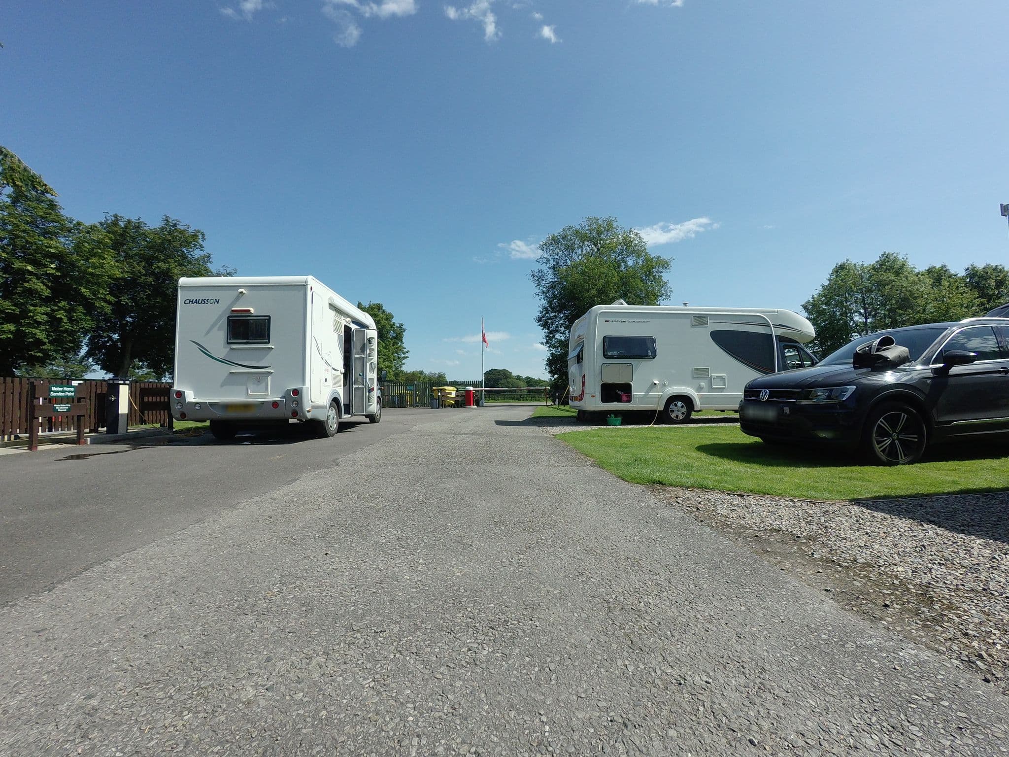 Street view near Dingwall Camping and Caravanning Club, Dingwall — © tallguy (CC BY-SA · Mapillary)