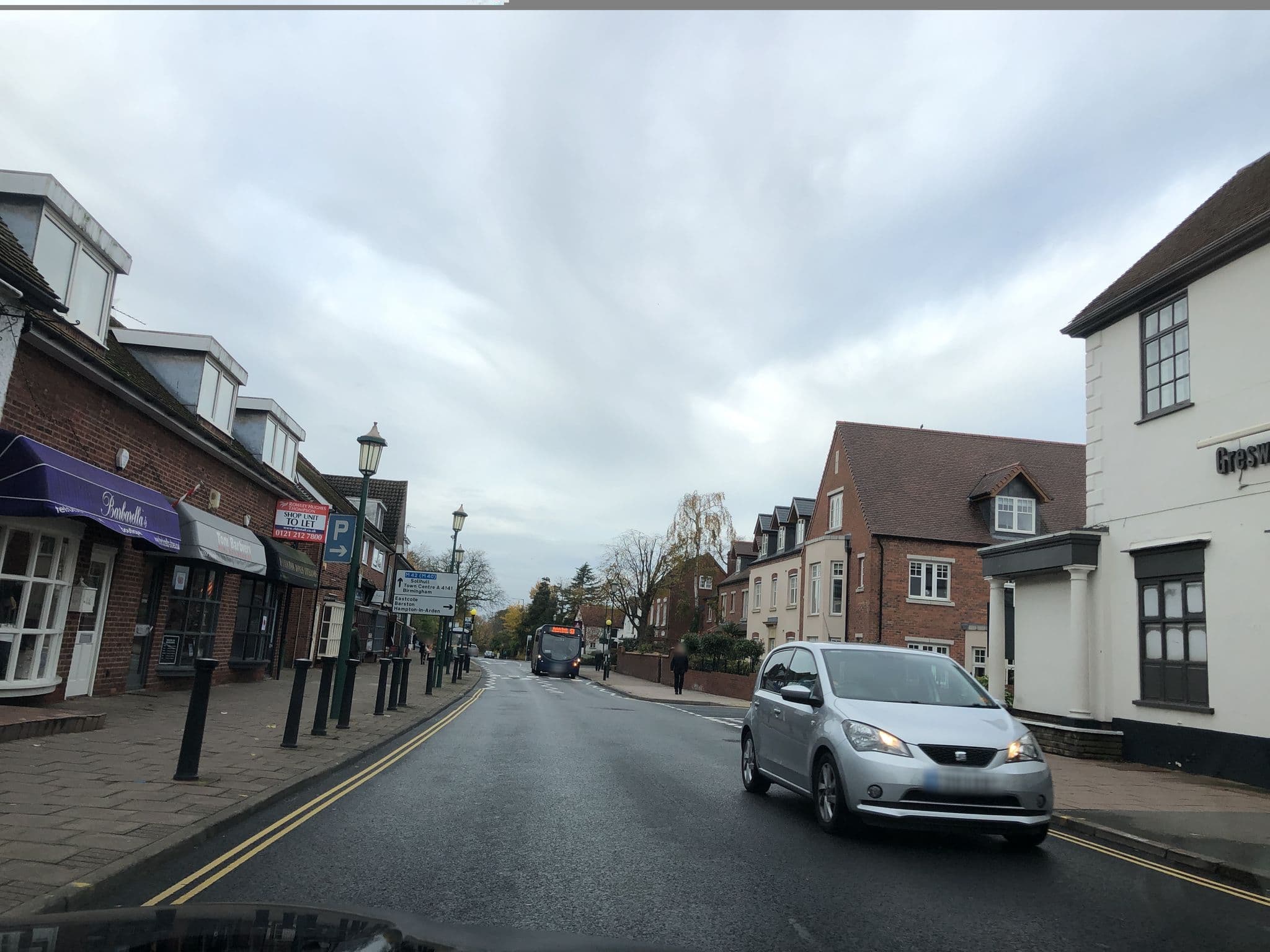 Street view near Greswolde Hotel, Knowle — © laye (CC BY-SA · Mapillary)