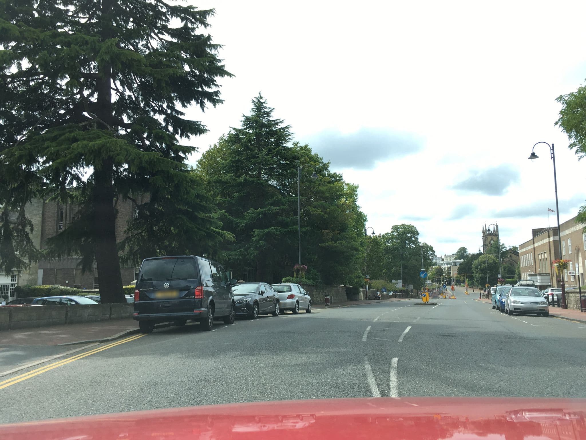 Street view near Hotel du Vin, Royal Tunbridge Wells — © southglos (CC BY-SA · Mapillary)