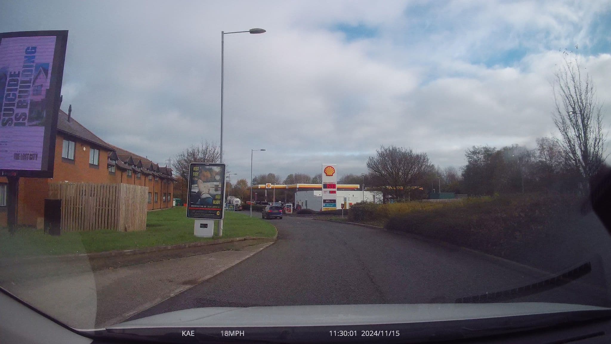 Street view near Super 8 by Wyndham, Helsby — © lamaar639 (CC BY-SA · Mapillary)