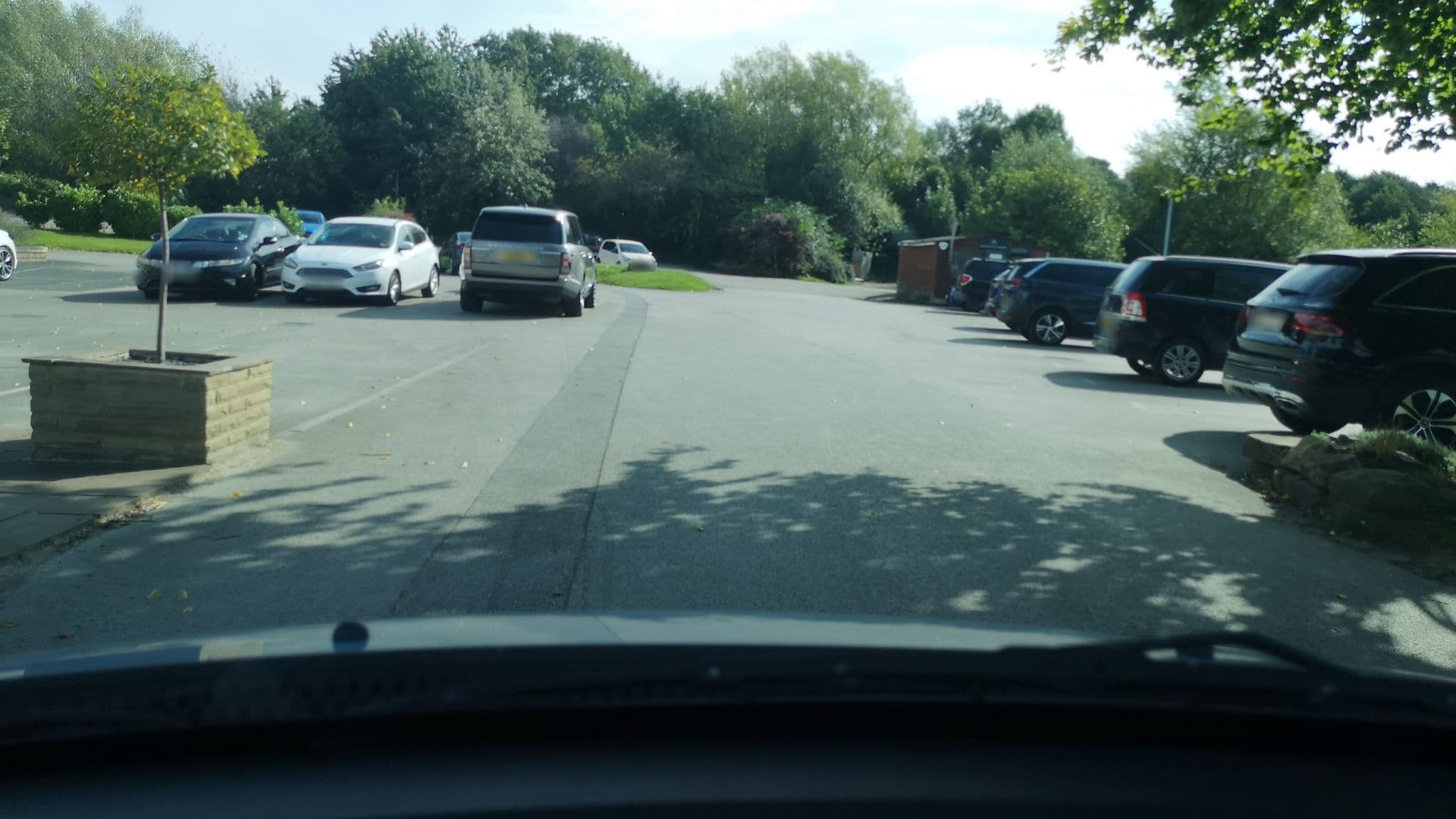 Street view near Waterton Park Hotel, Crofton — © cuttlebug (CC BY-SA · Mapillary)
