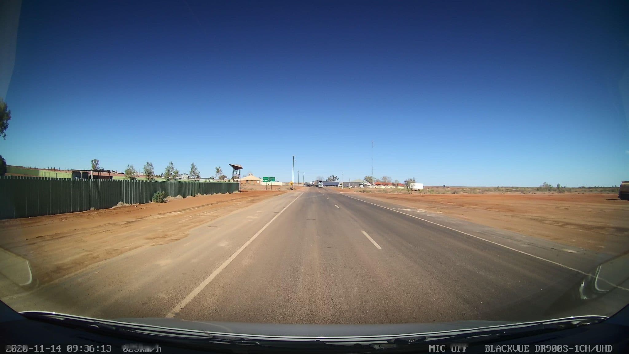 Street view near Lyndhurst Hotel Motel, Roxby Downs — © bob3bob3 (CC BY-SA · Mapillary)