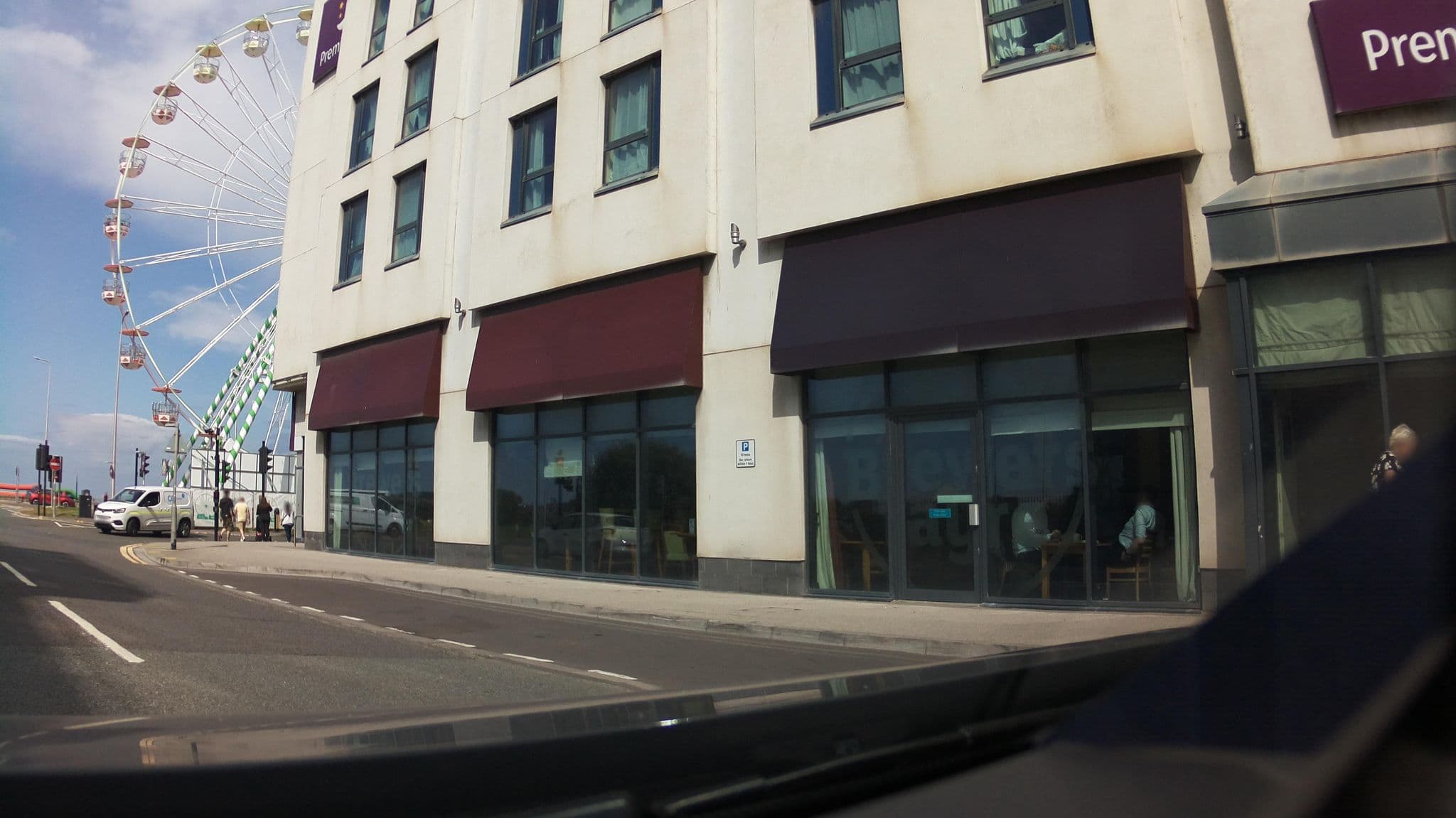 Street view near Premier Inn, Weston-super-Mare — © southglos (CC BY-SA · Mapillary)