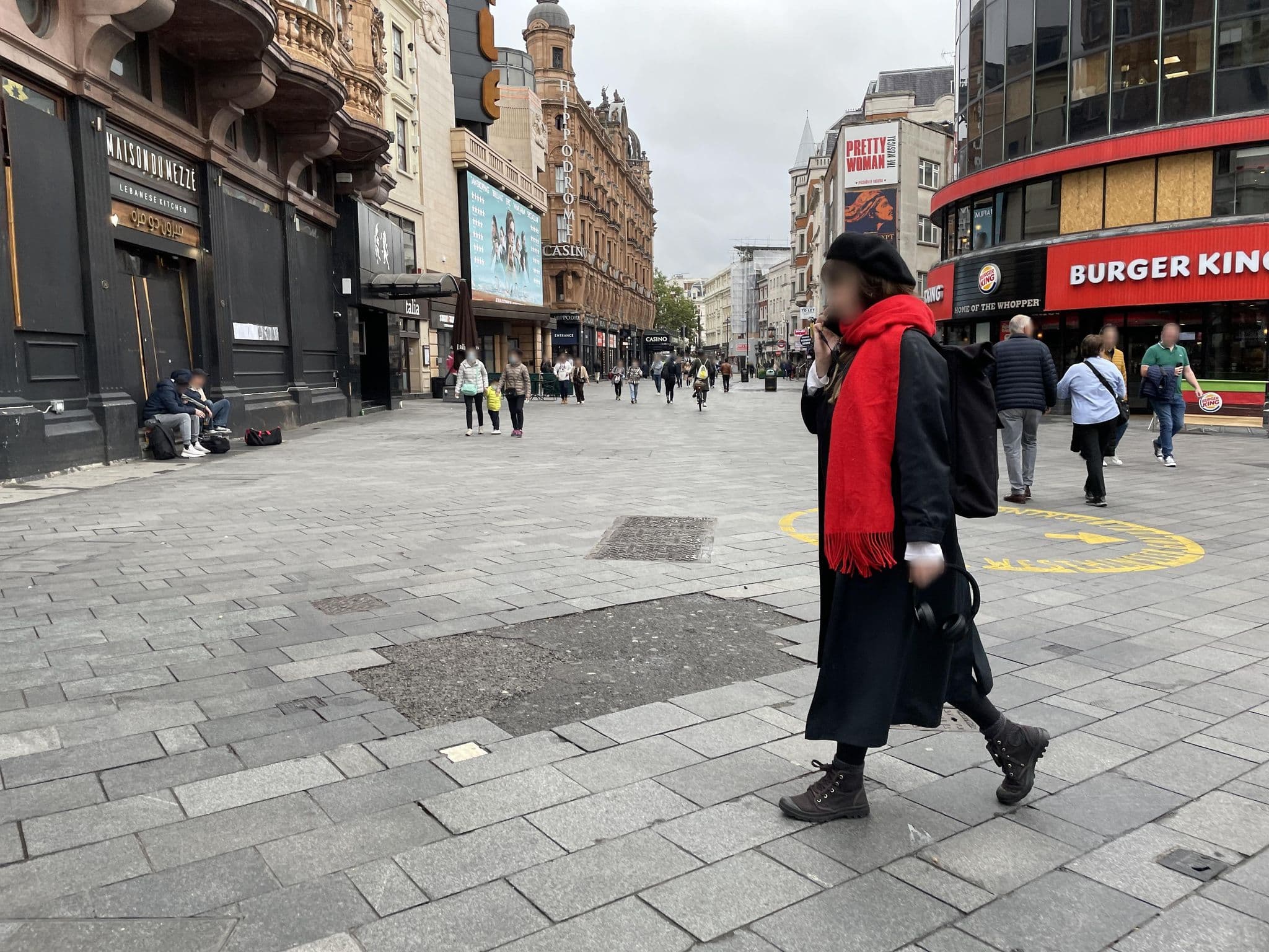 Street view near Victory House Hotel, London — © asturksever (CC BY-SA · Mapillary)