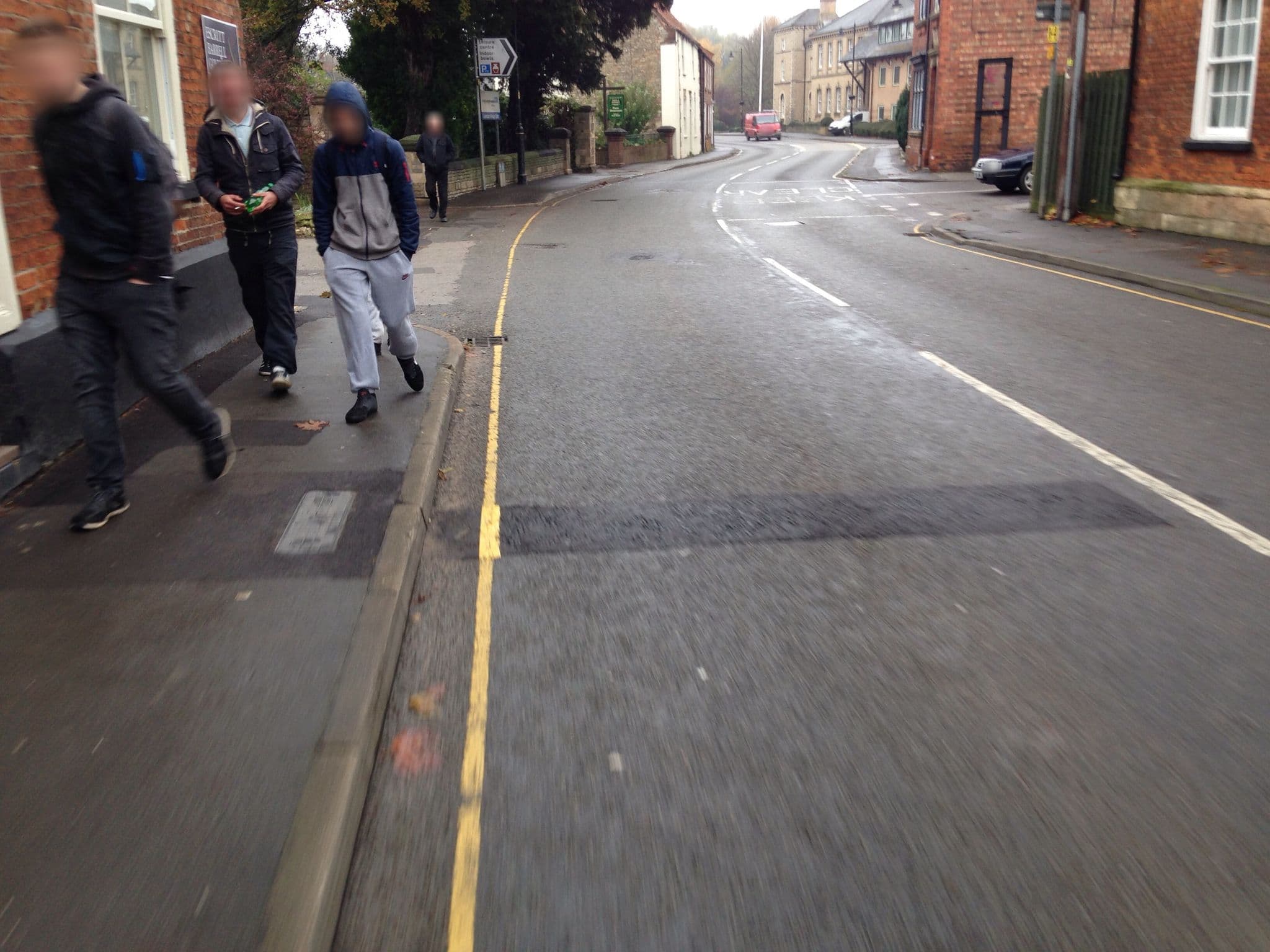 Street view near The Mallards, Sleaford — © christhecat (CC BY-SA · Mapillary)