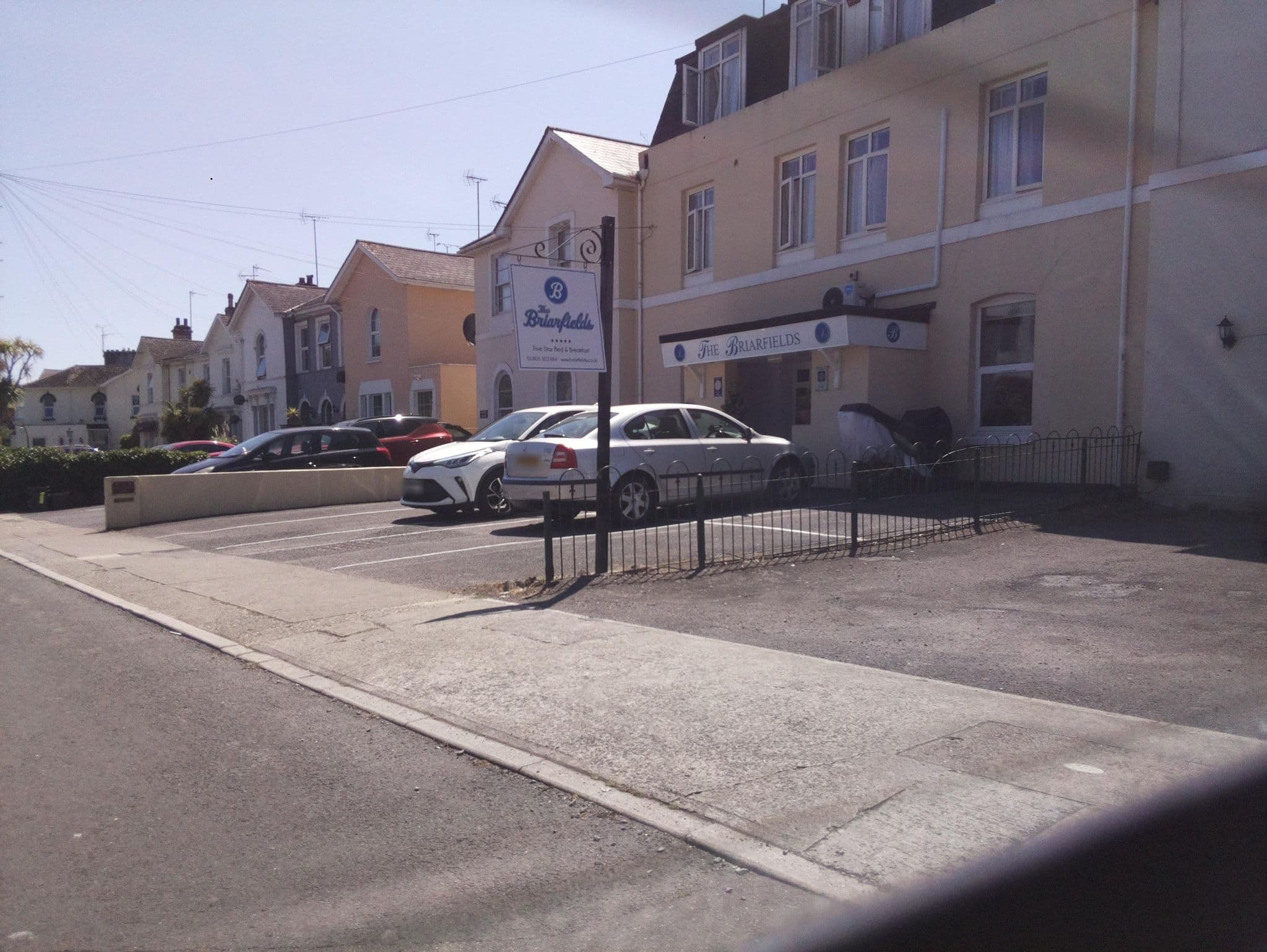 Street view near The Briarfields, Cockington — © southglos (CC BY-SA · Mapillary)