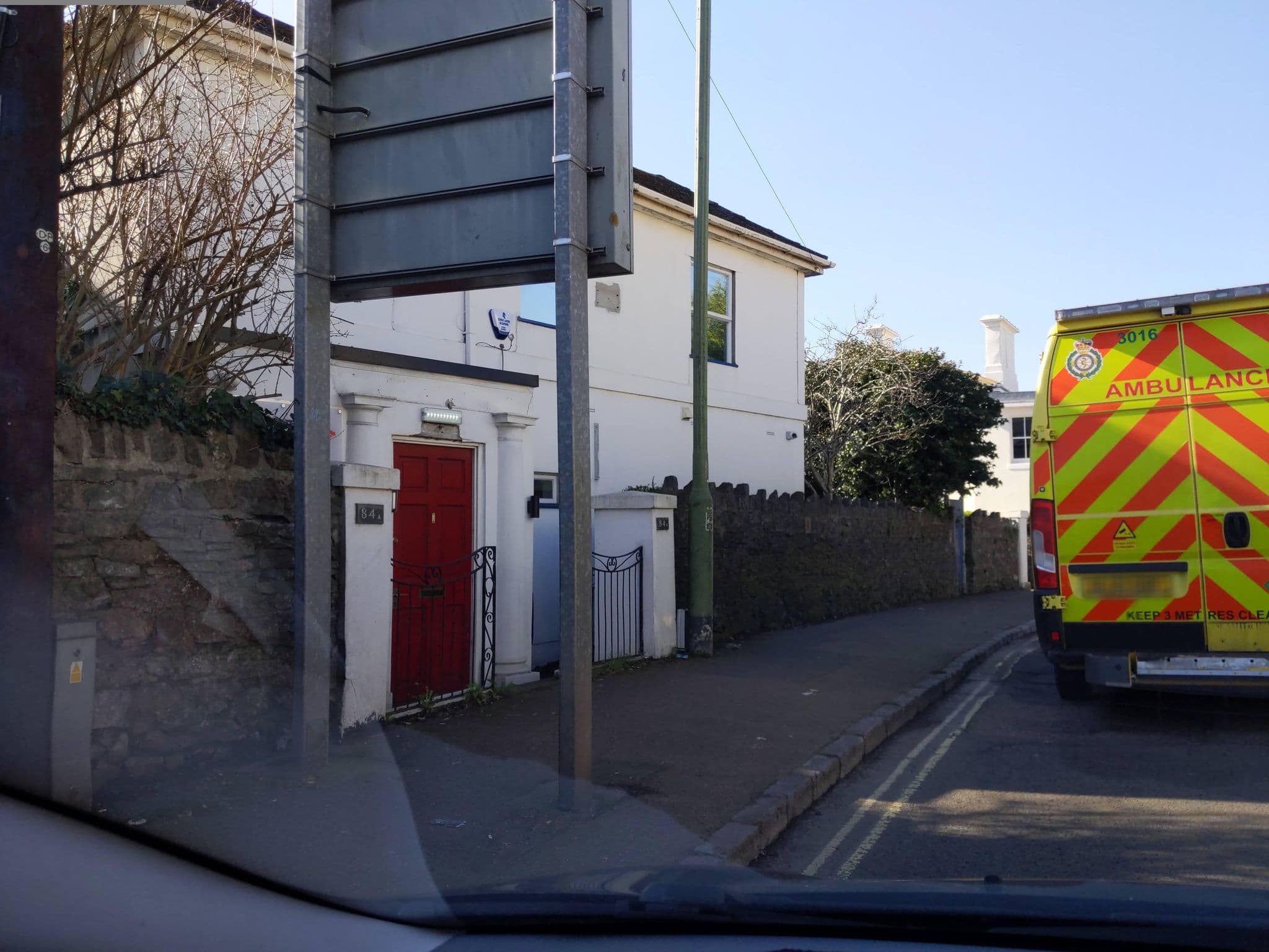 Street view near Hotel Cimon, Torquay — © WaggyDog (CC BY-SA · Mapillary)
