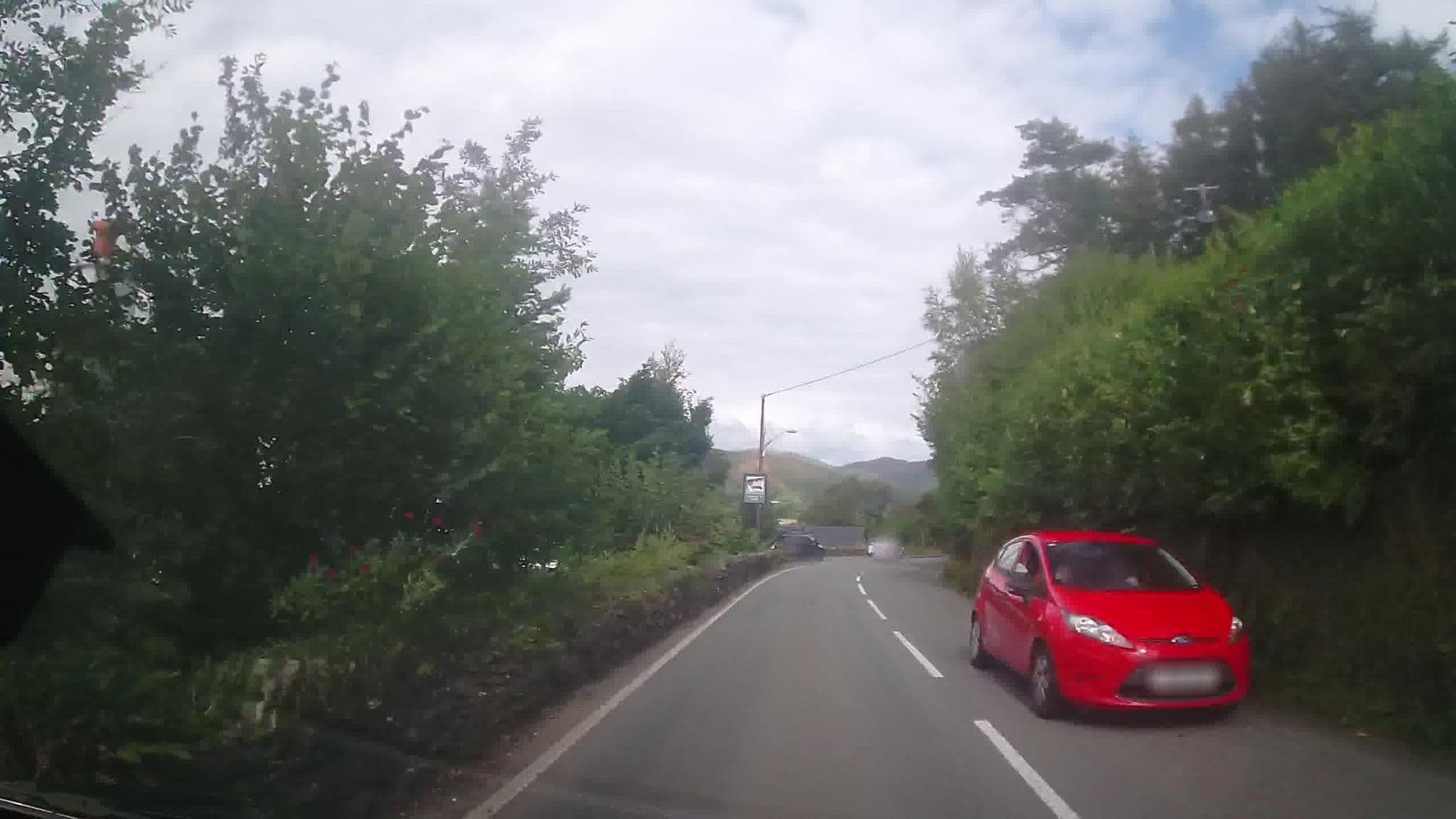 Street view near George III Hotel, Dolgellau — © trigpoint (CC BY-SA · Mapillary)