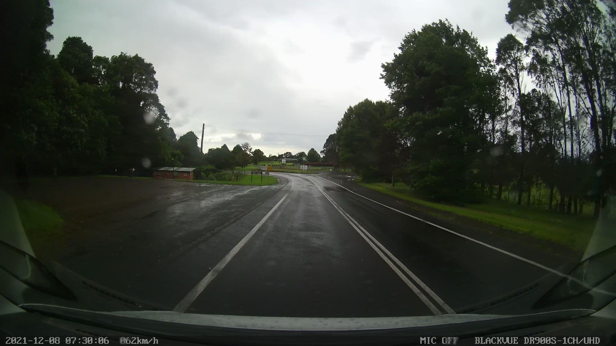 Street view near Mountain Top Rest Area, Dorrigo — © bob3bob3 (CC BY-SA · Mapillary)