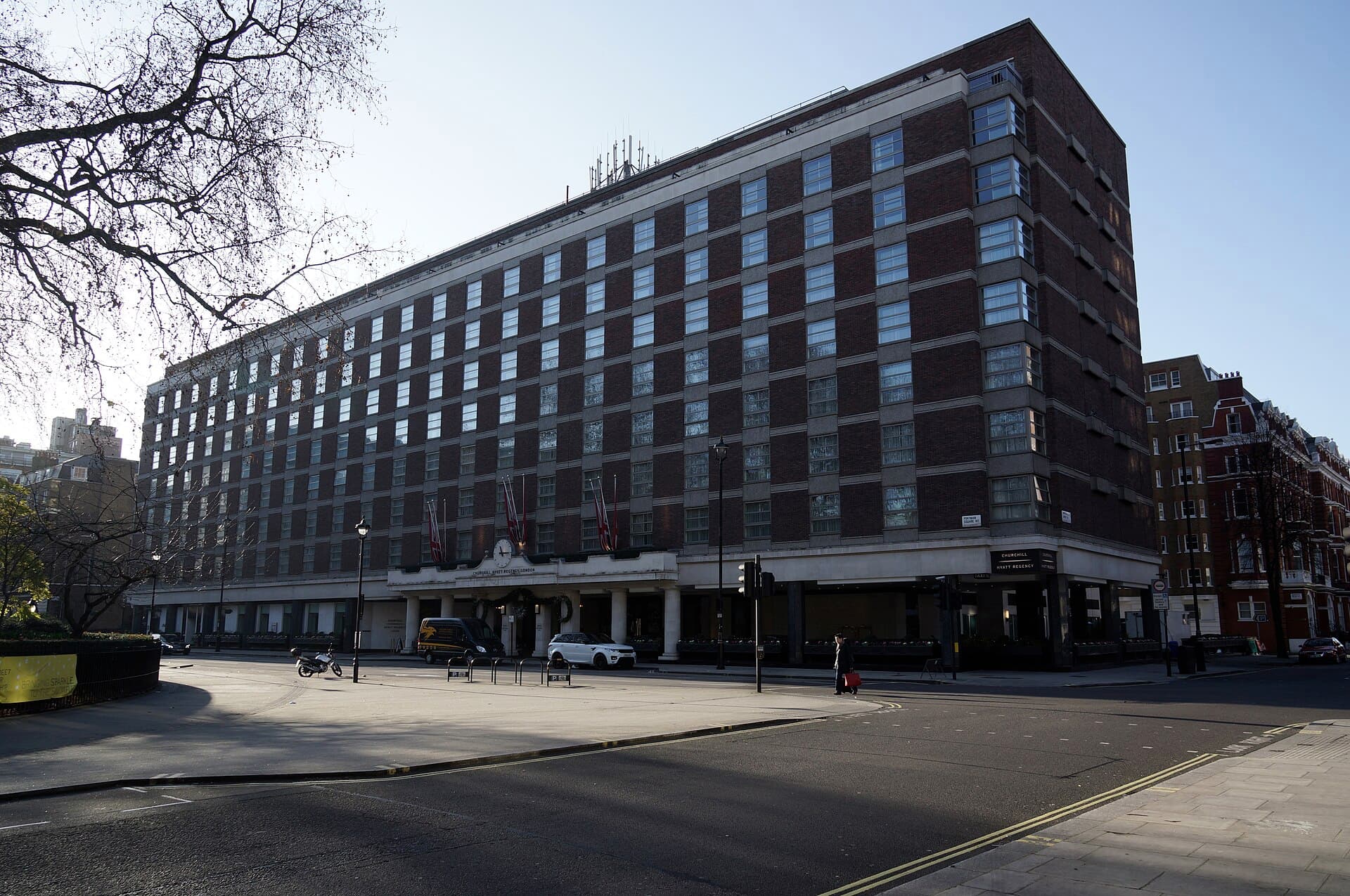 Hyatt Regency London - The Churchill (via Wikimedia Commons, CC BY-SA 2.0)