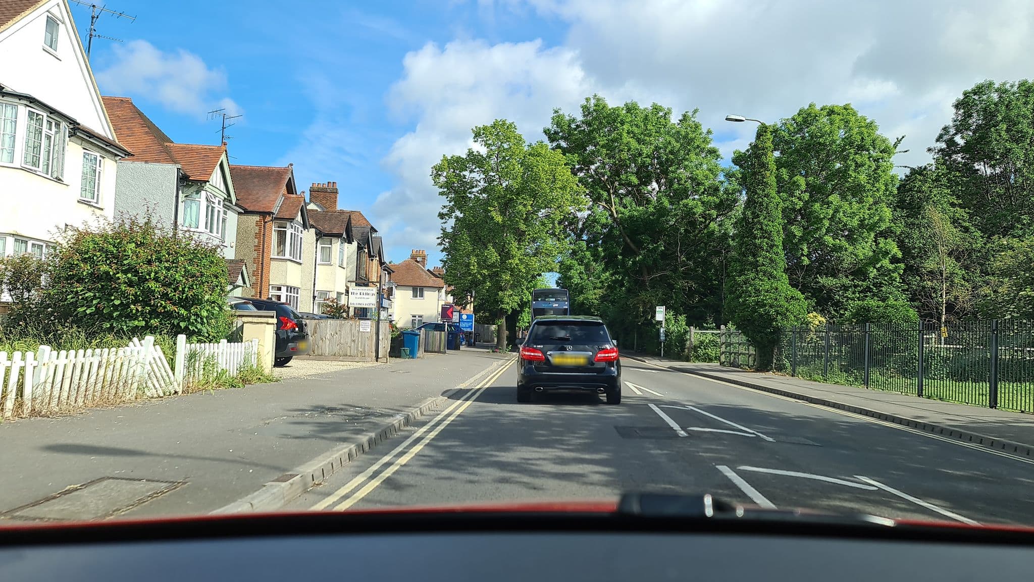 Street view near Cornerways, Oxford — © alexanderar (CC BY-SA · Mapillary)