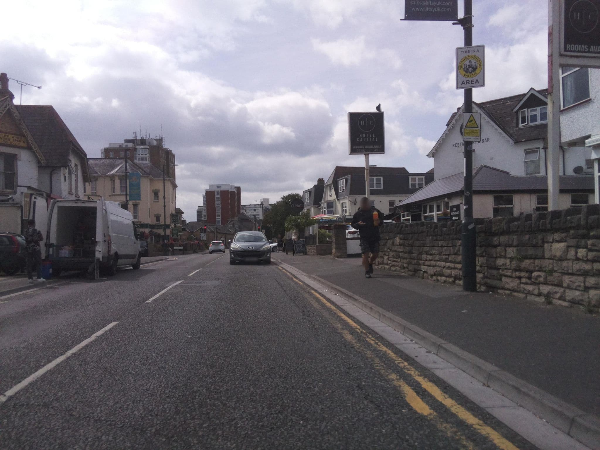 Street view near Kings Langley, Bournemouth