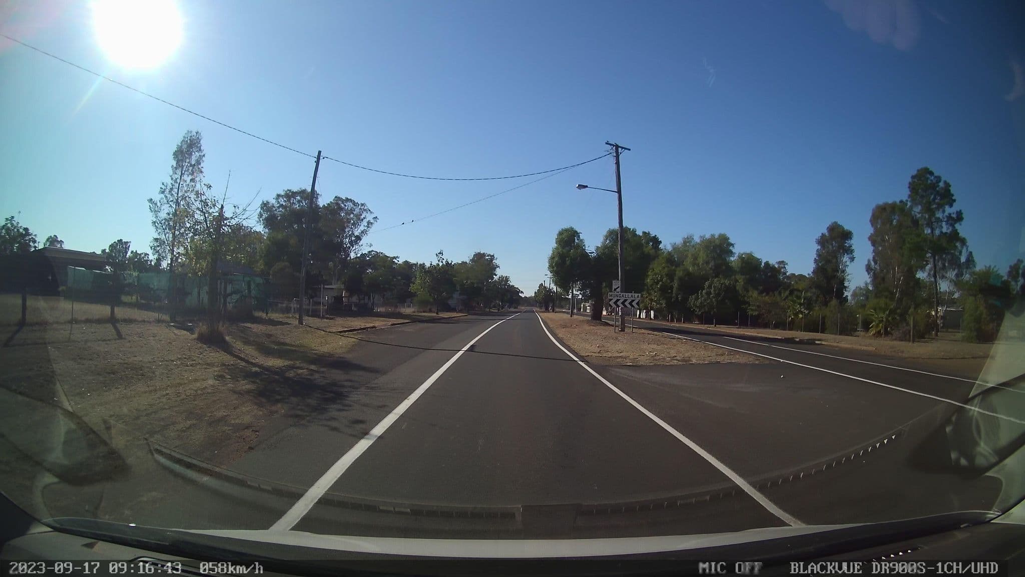 Street view near Cobb & Co Rest Area / Mungallala Rest Area, Roma — © bob3bob3 (CC BY-SA · Mapillary)
