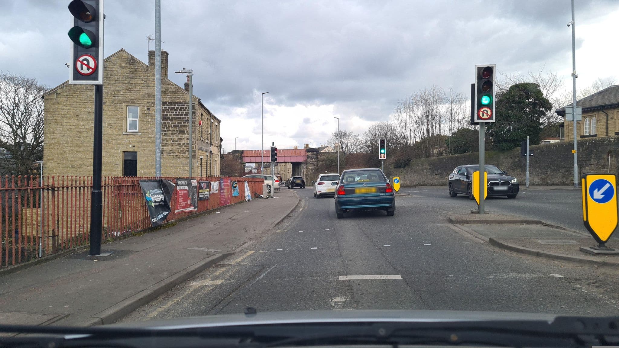 Street view near Griffin Lodge, Huddersfield — © mappo2 (CC BY-SA · Mapillary)