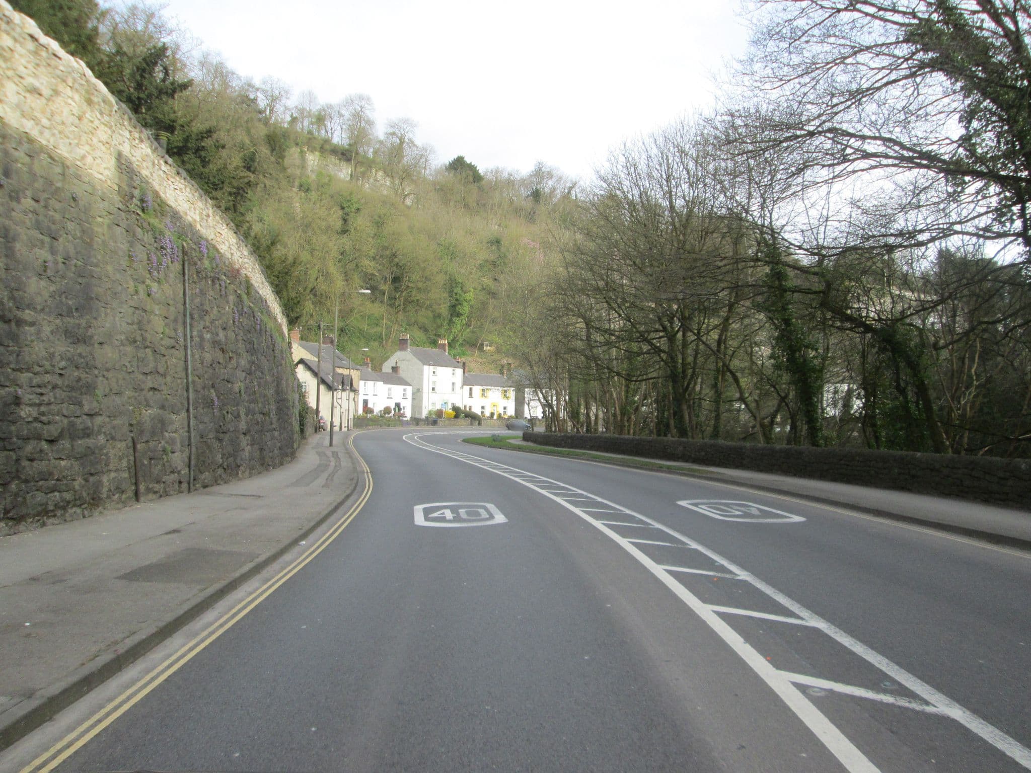 Street view near High Tor Hotel, Matlock — © dudone (CC BY-SA · Mapillary)