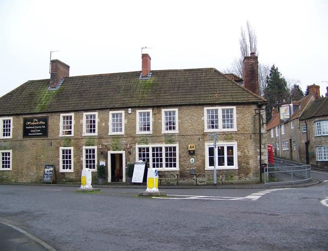 The Woolpack Inn (via Wikimedia Commons, CC BY-SA 2.0)