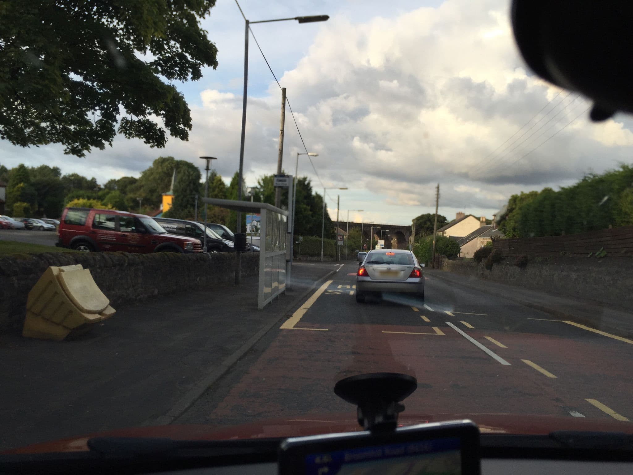 Street view near Castlecary Hotel, Banknock — © mackerski (CC BY-SA · Mapillary)