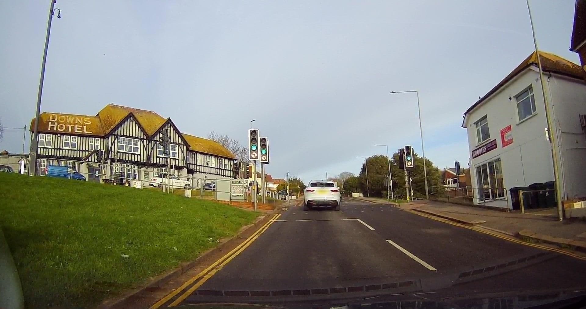 Street view near Downs Hotel, Rottingdean — © tallguy (CC BY-SA · Mapillary)