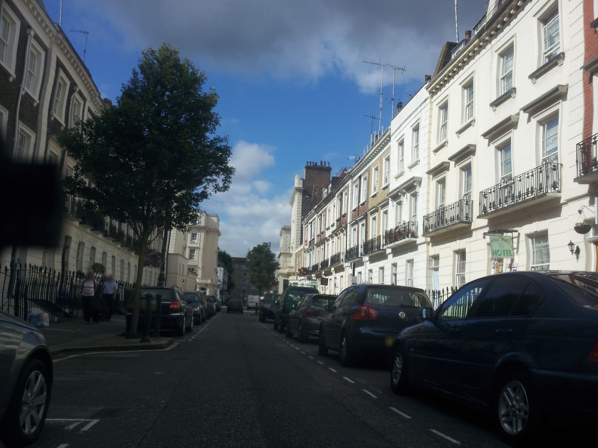 Street view near Ivy House Hotel, Pimlico — © paulbiv (CC BY-SA · Mapillary)